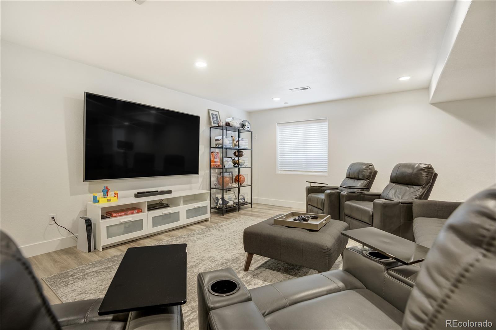 11389 E Maplewood Avenue