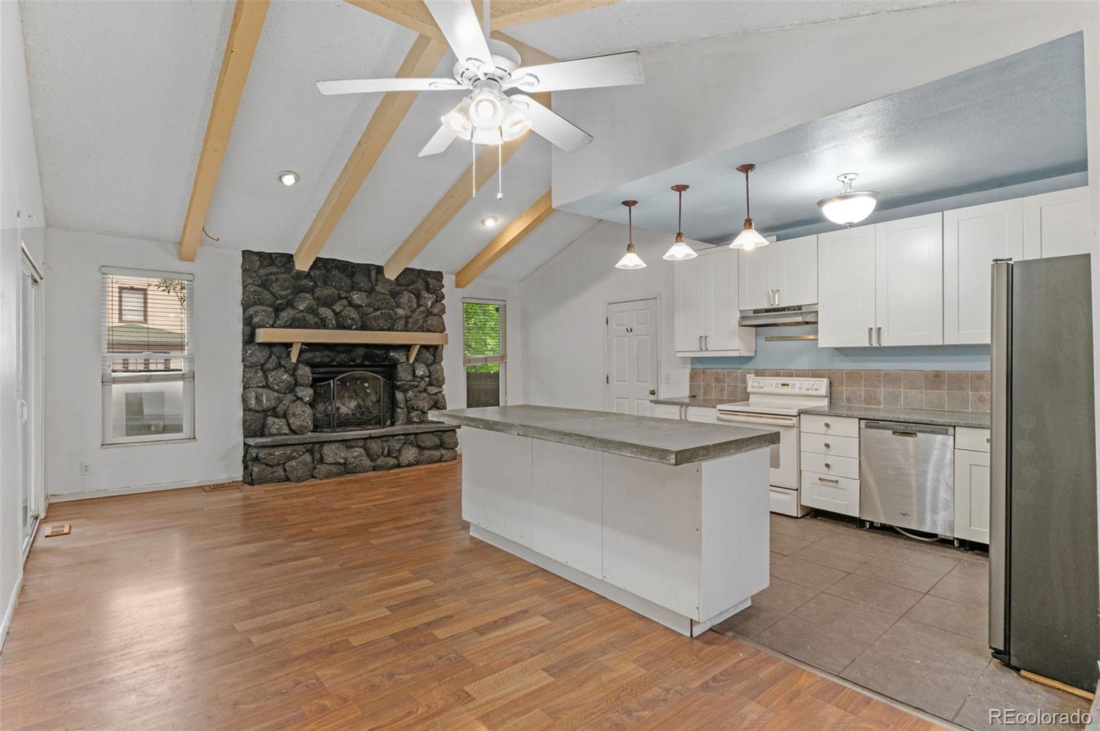 4720 E Louisiana Avenue