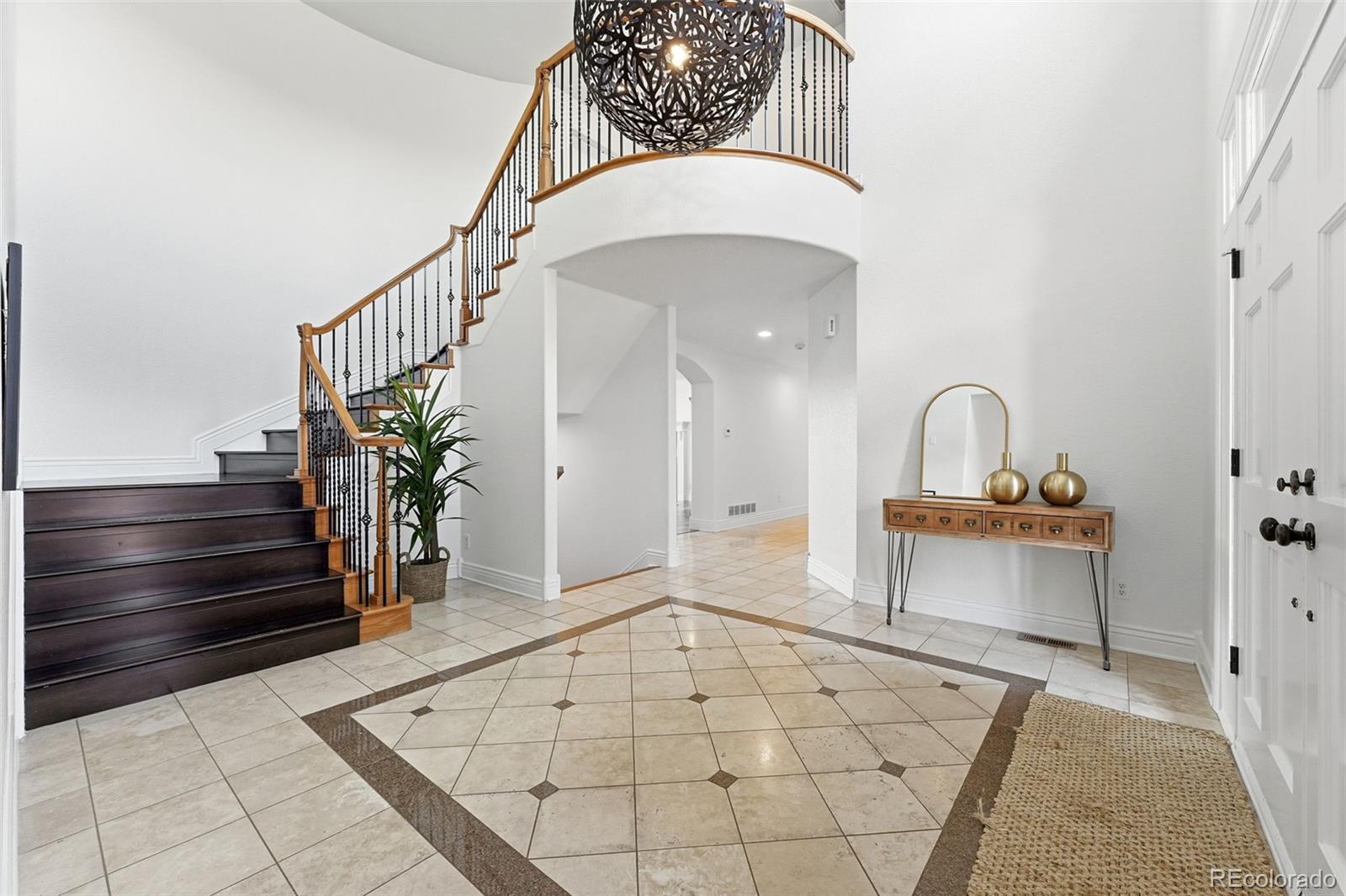 7086 Esperanza Drive