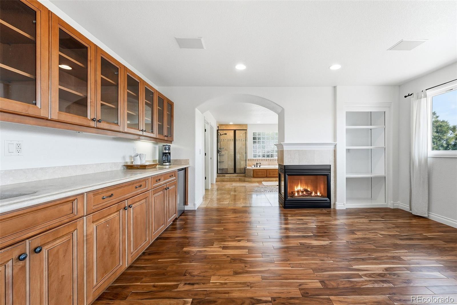 7086 Esperanza Drive