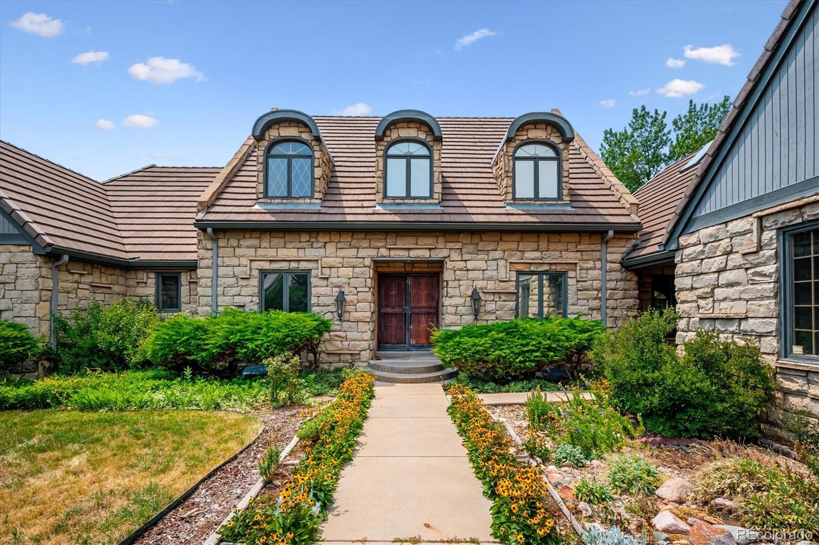 2530 S Gray Court
