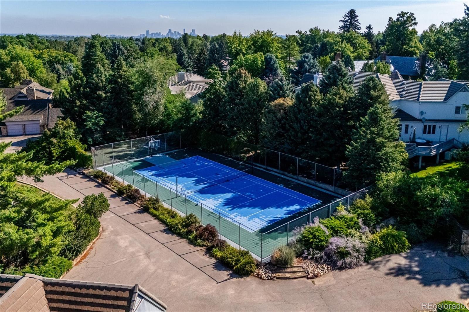 2530 S Gray Court