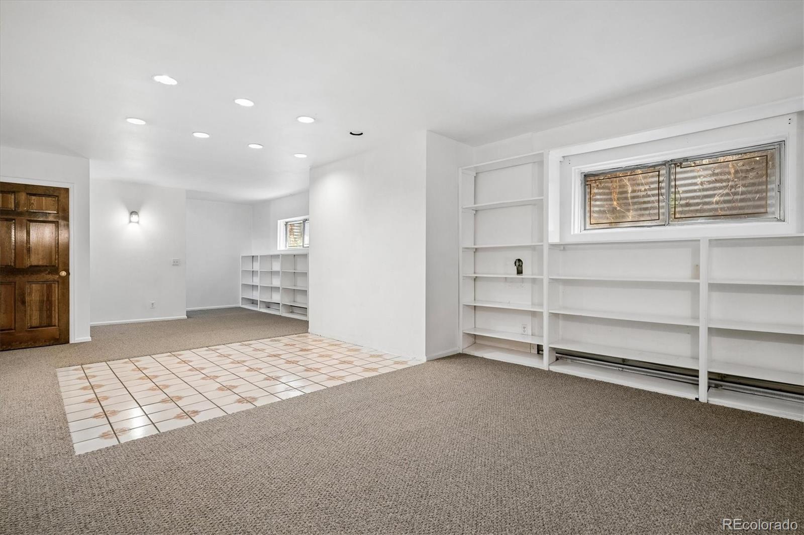 2530 S Gray Court