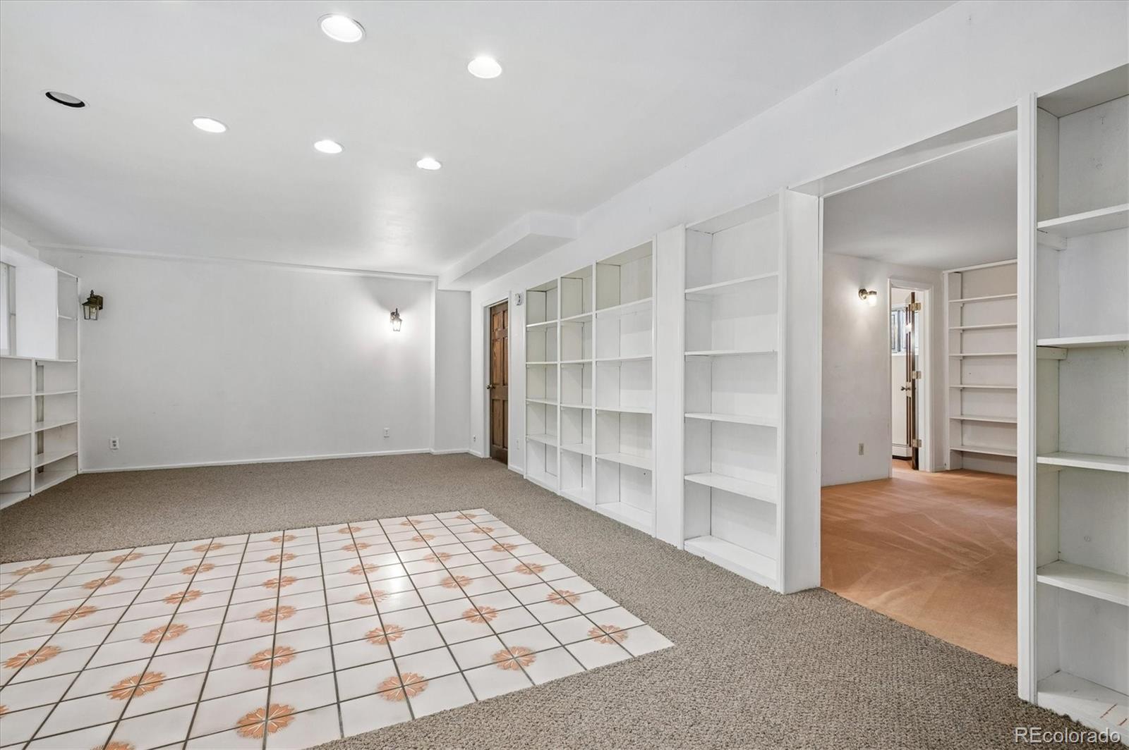 2530 S Gray Court