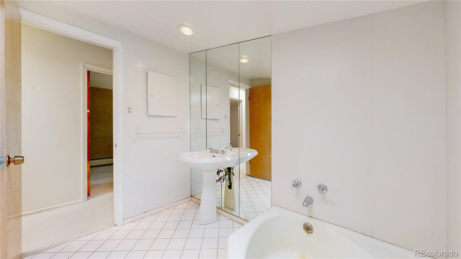 340 Clermont St Pkwy