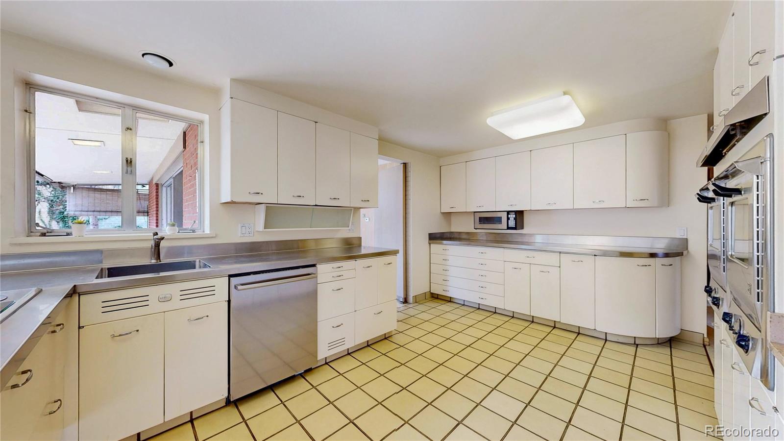 340 Clermont St Pkwy