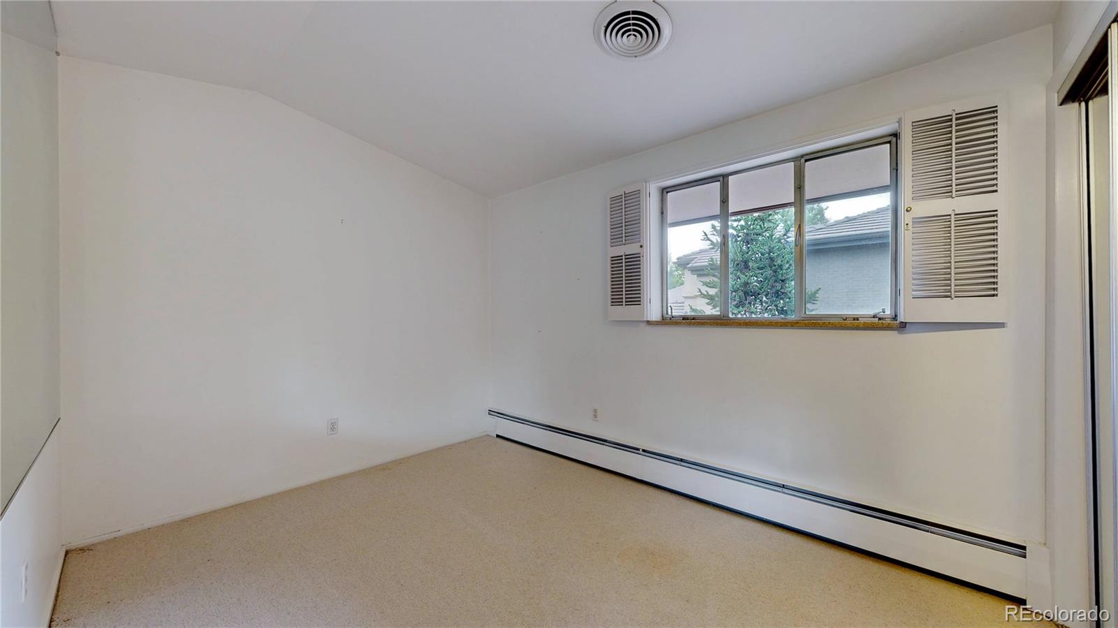 340 Clermont St Pkwy