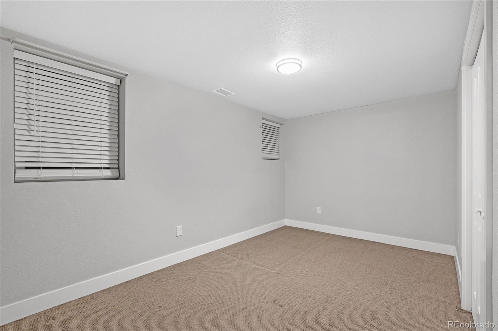 6350 S Greenwood Street