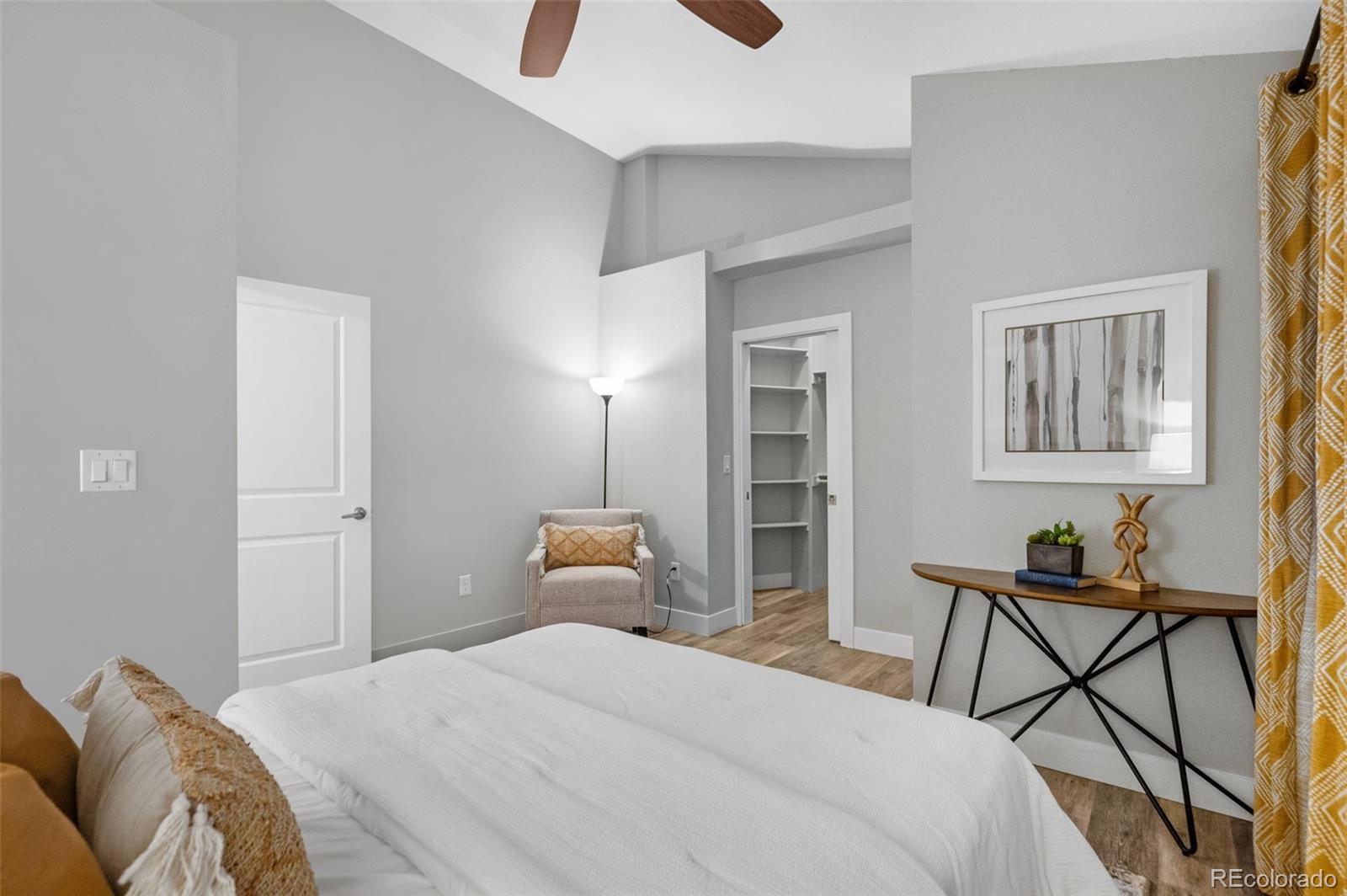 6350 S Greenwood Street