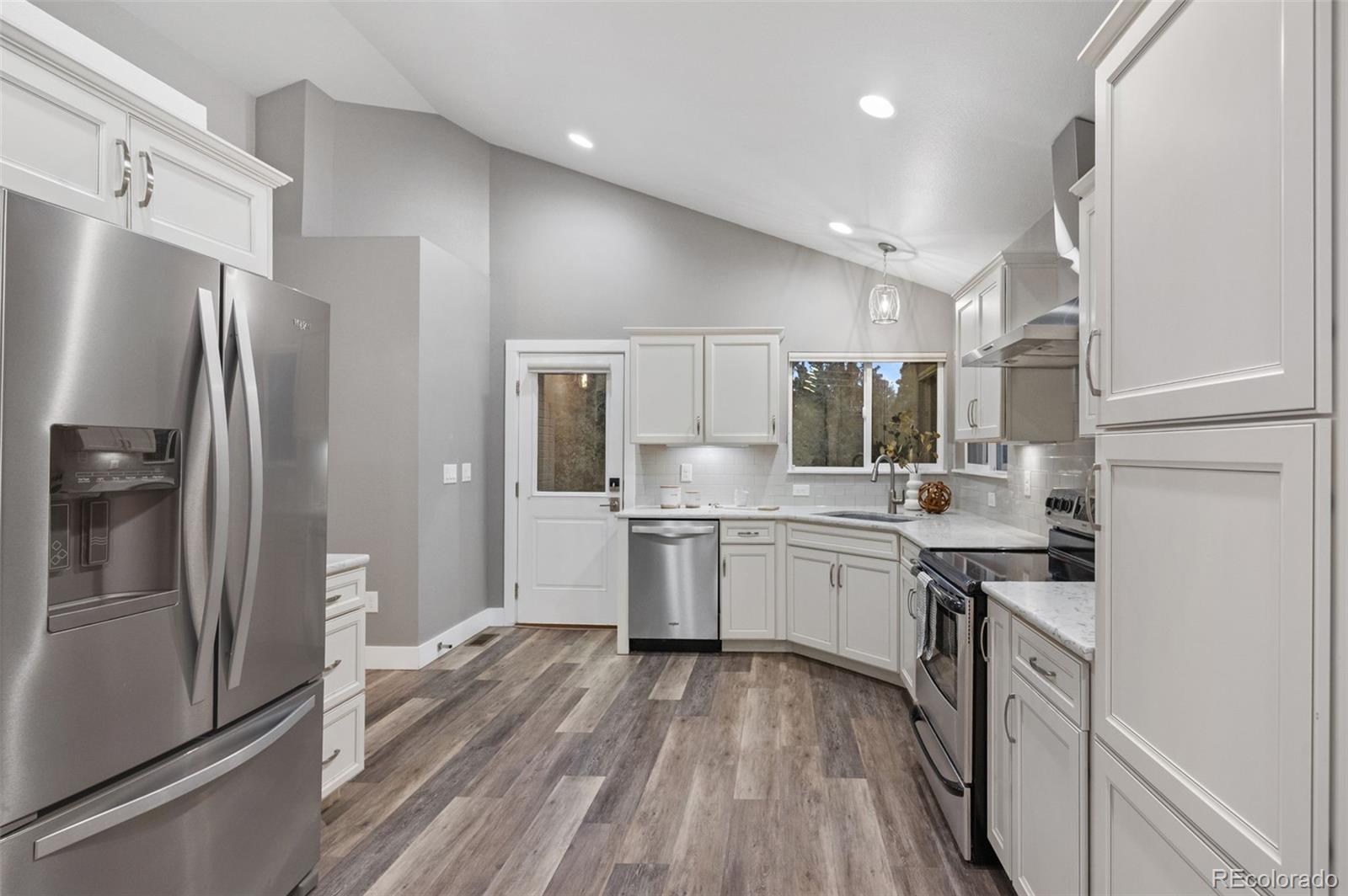 6350 S Greenwood Street