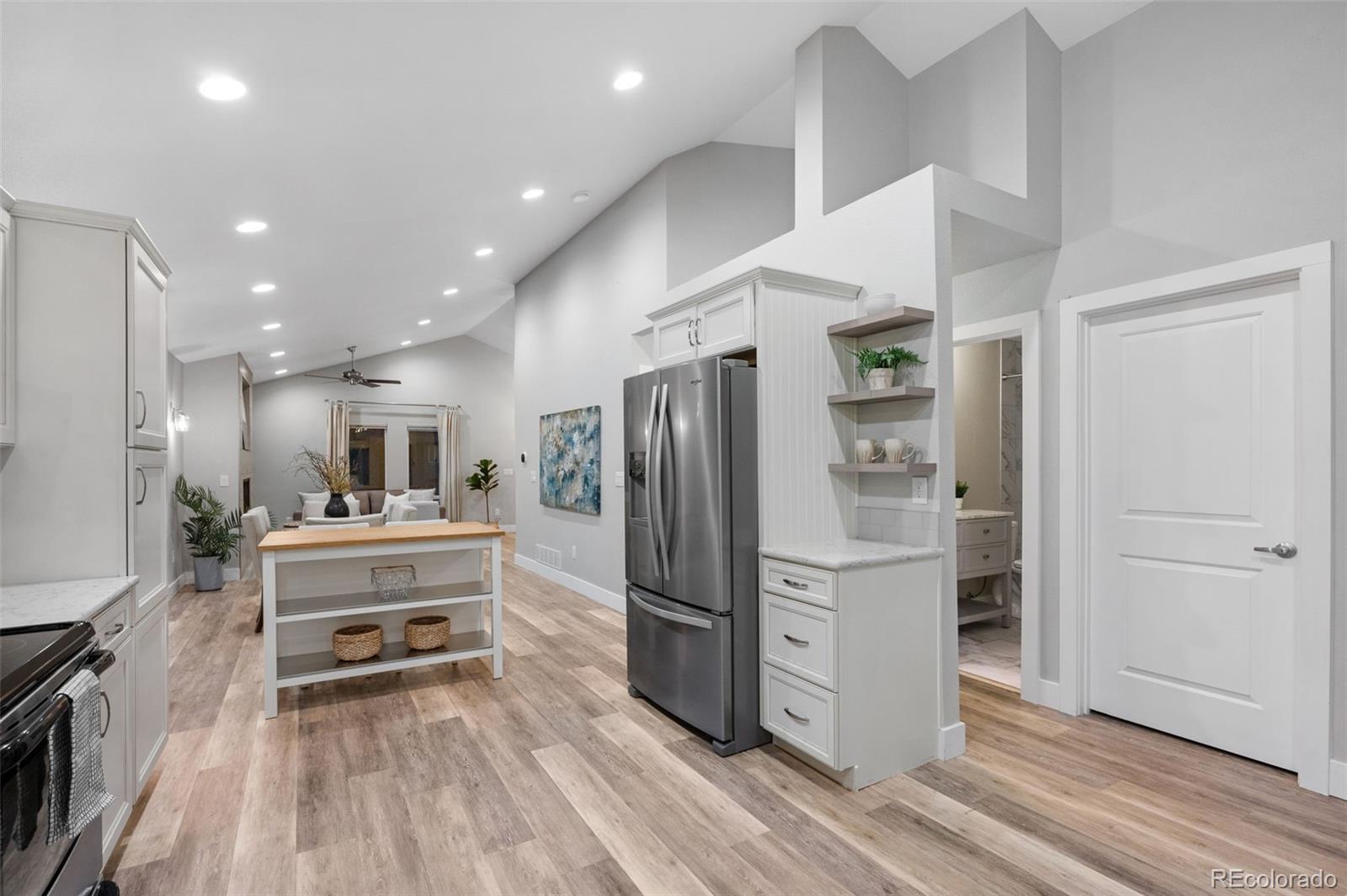 6350 S Greenwood Street