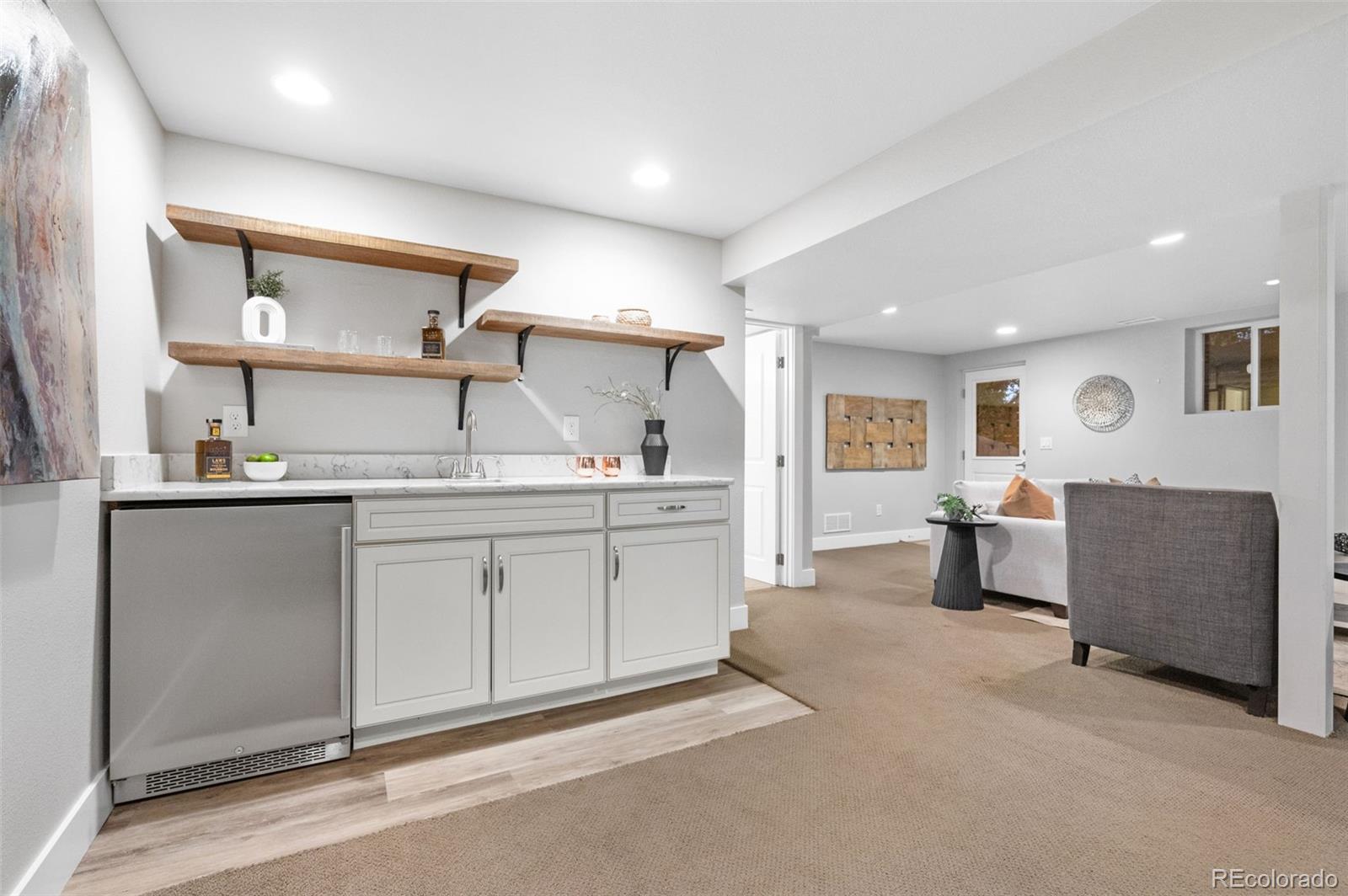 6350 S Greenwood Street