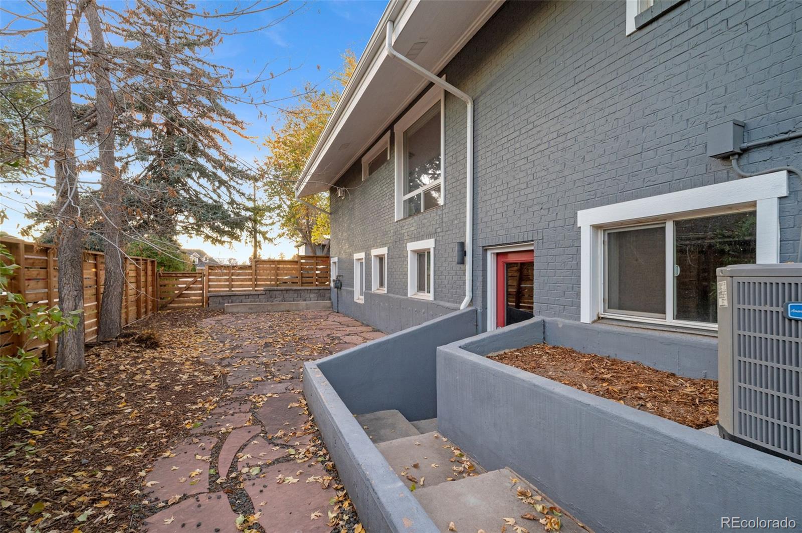 6350 S Greenwood Street