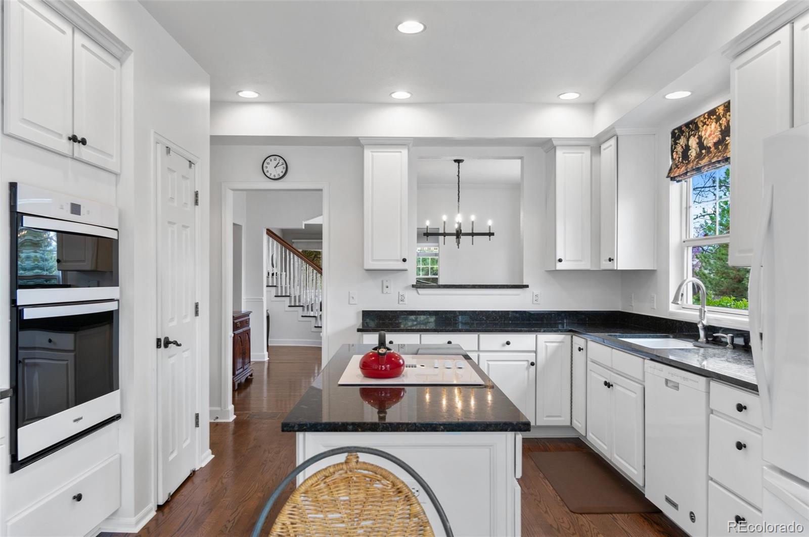 2032 W Nantucket Court
