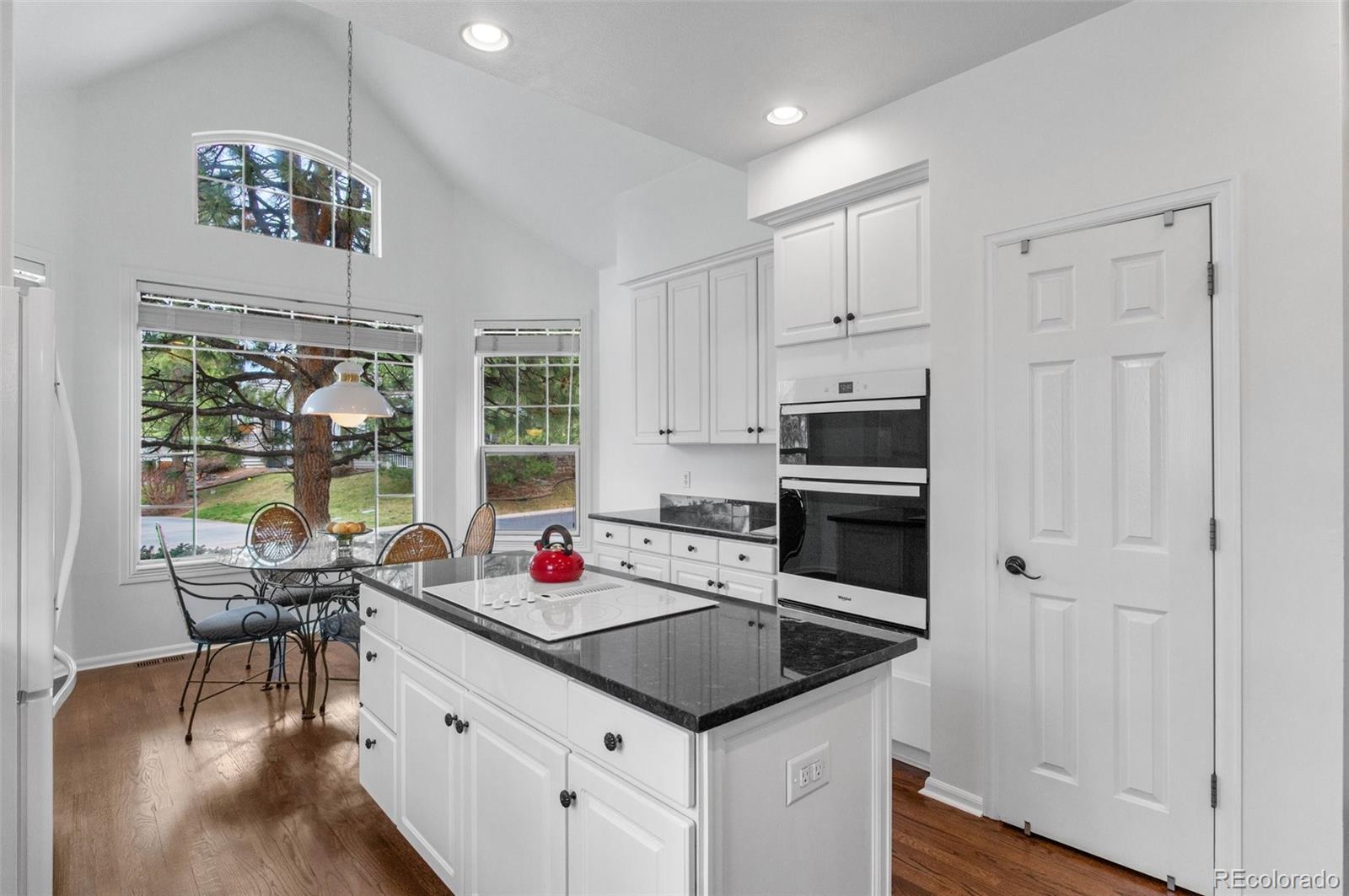 2032 W Nantucket Court
