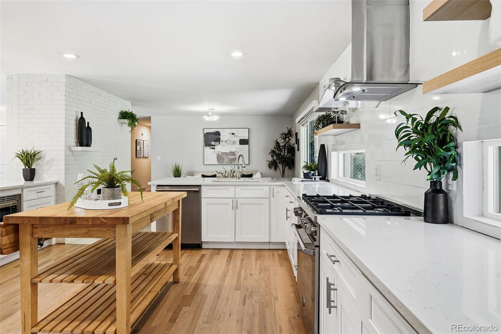 2195 Crabtree Drive