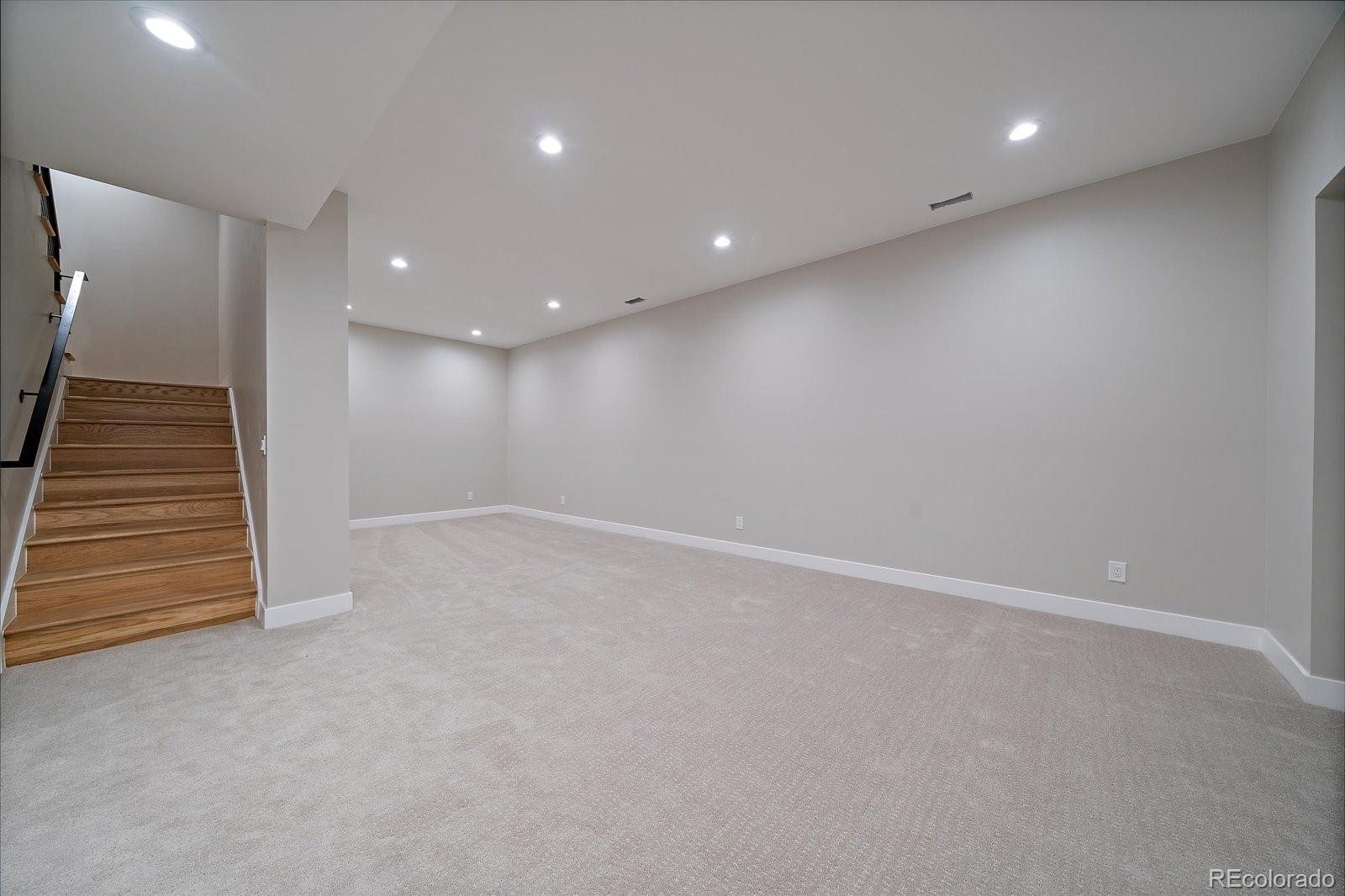 5838 S Louthan Street