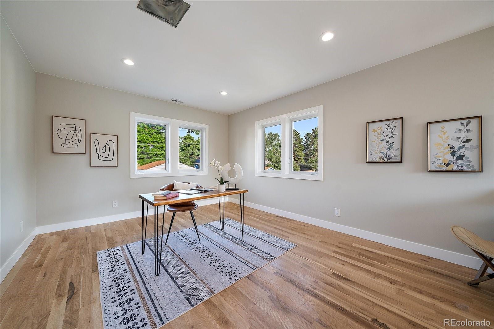 5838 S Louthan Street