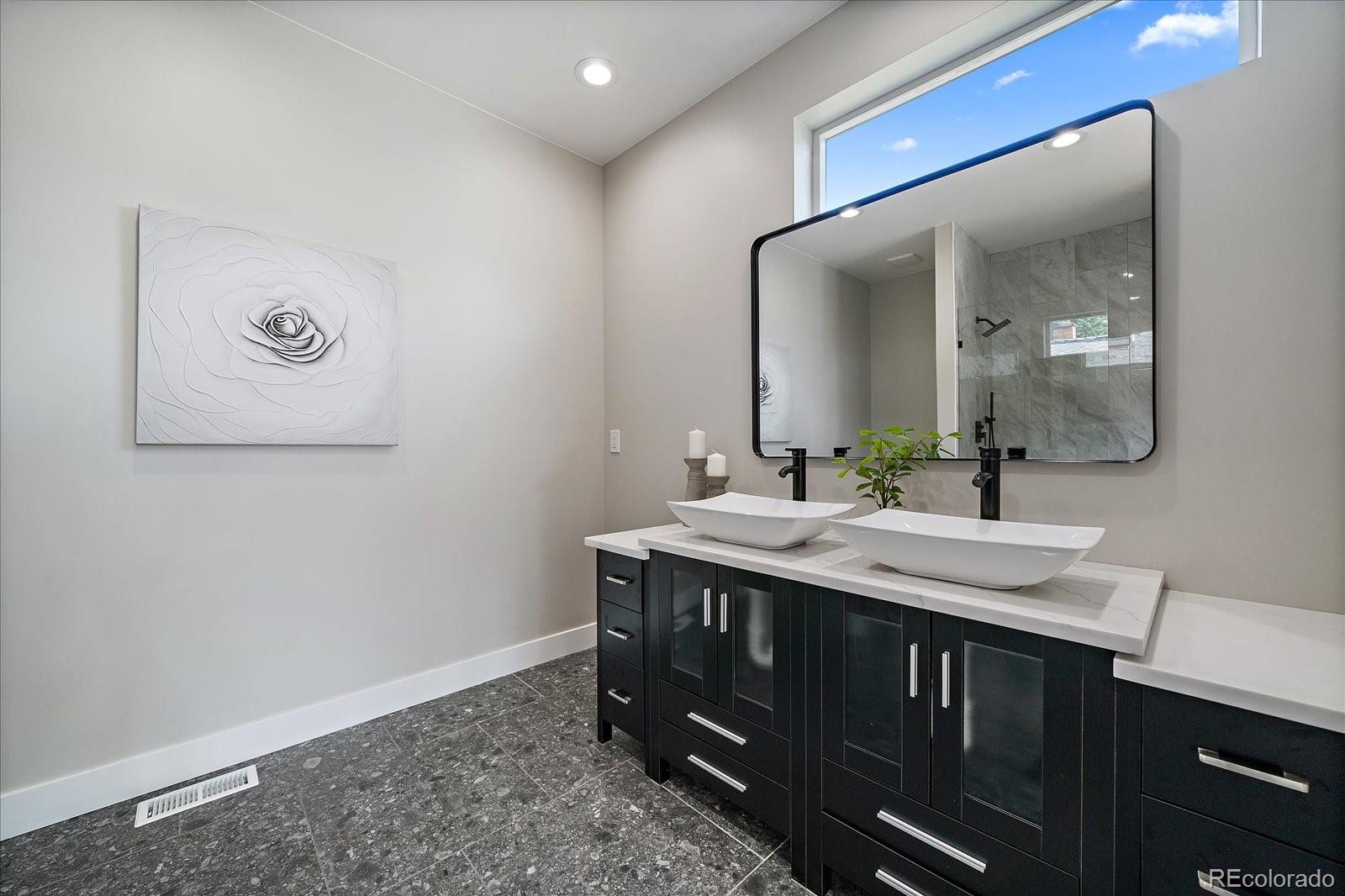 5838 S Louthan Street