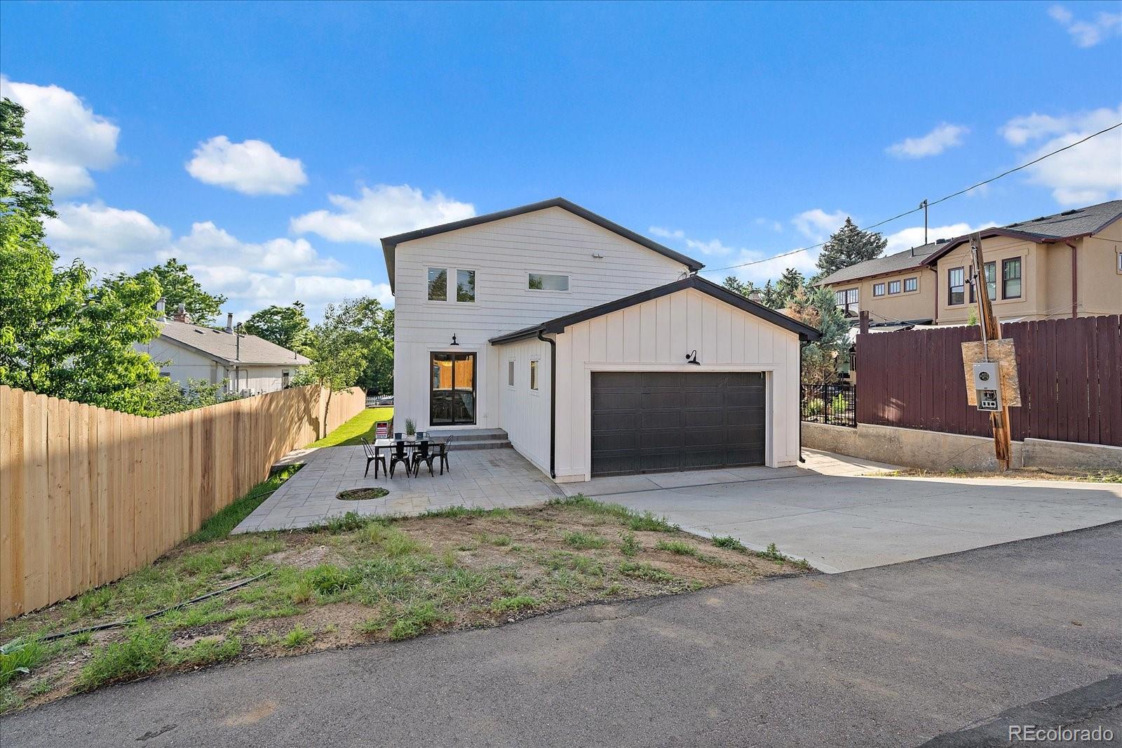 5838 S Louthan Street