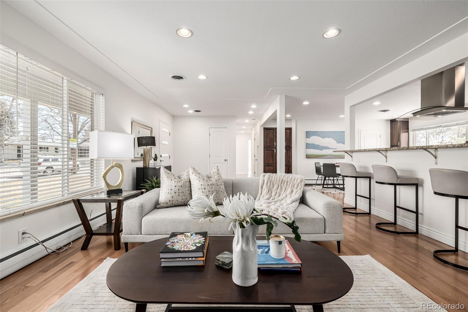 403 S Niagara Street