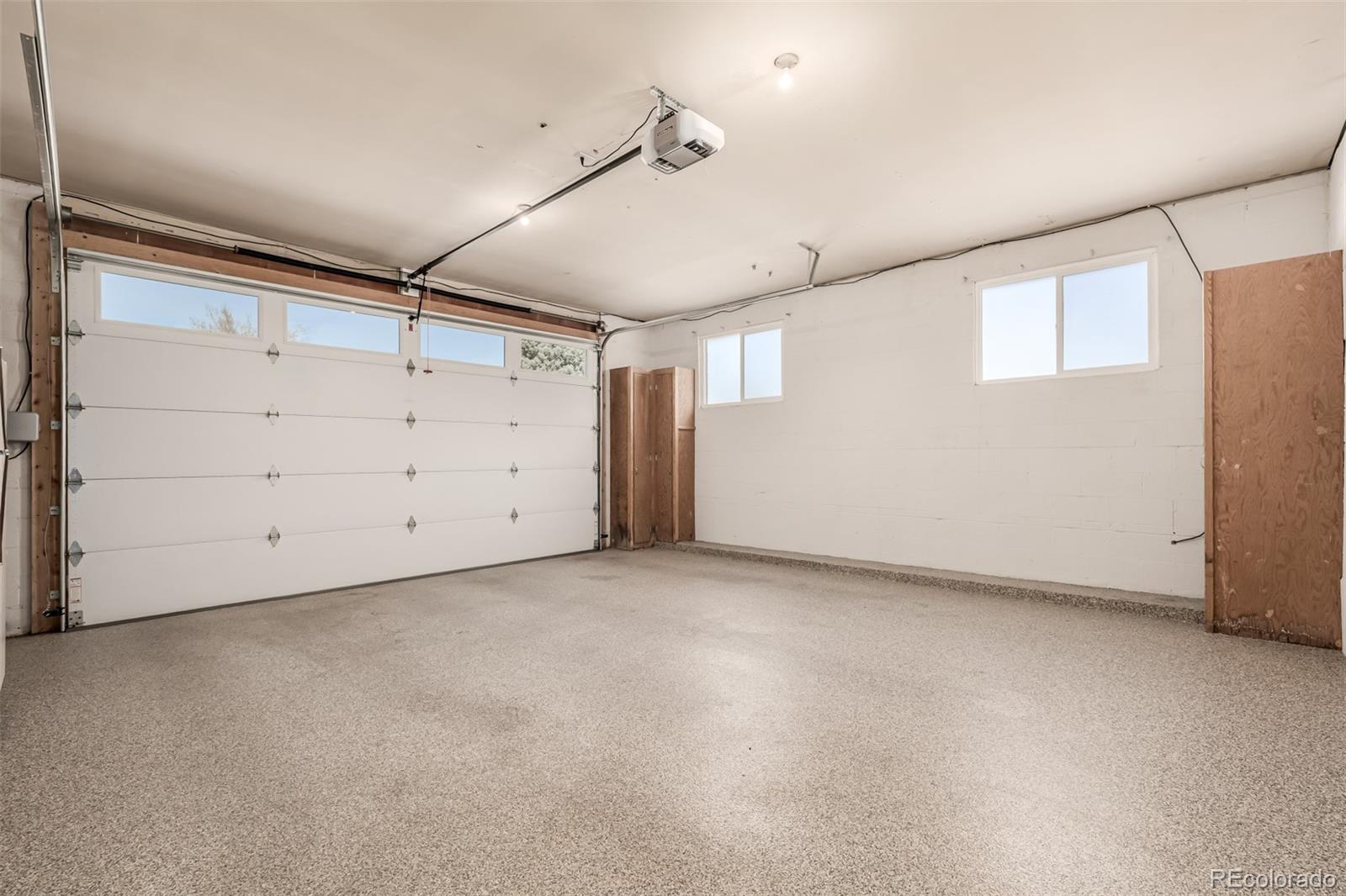 403 S Niagara Street