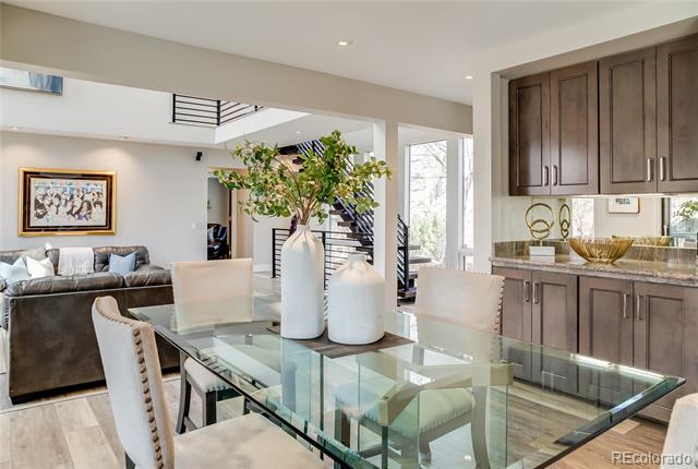 5553 S Chester Court