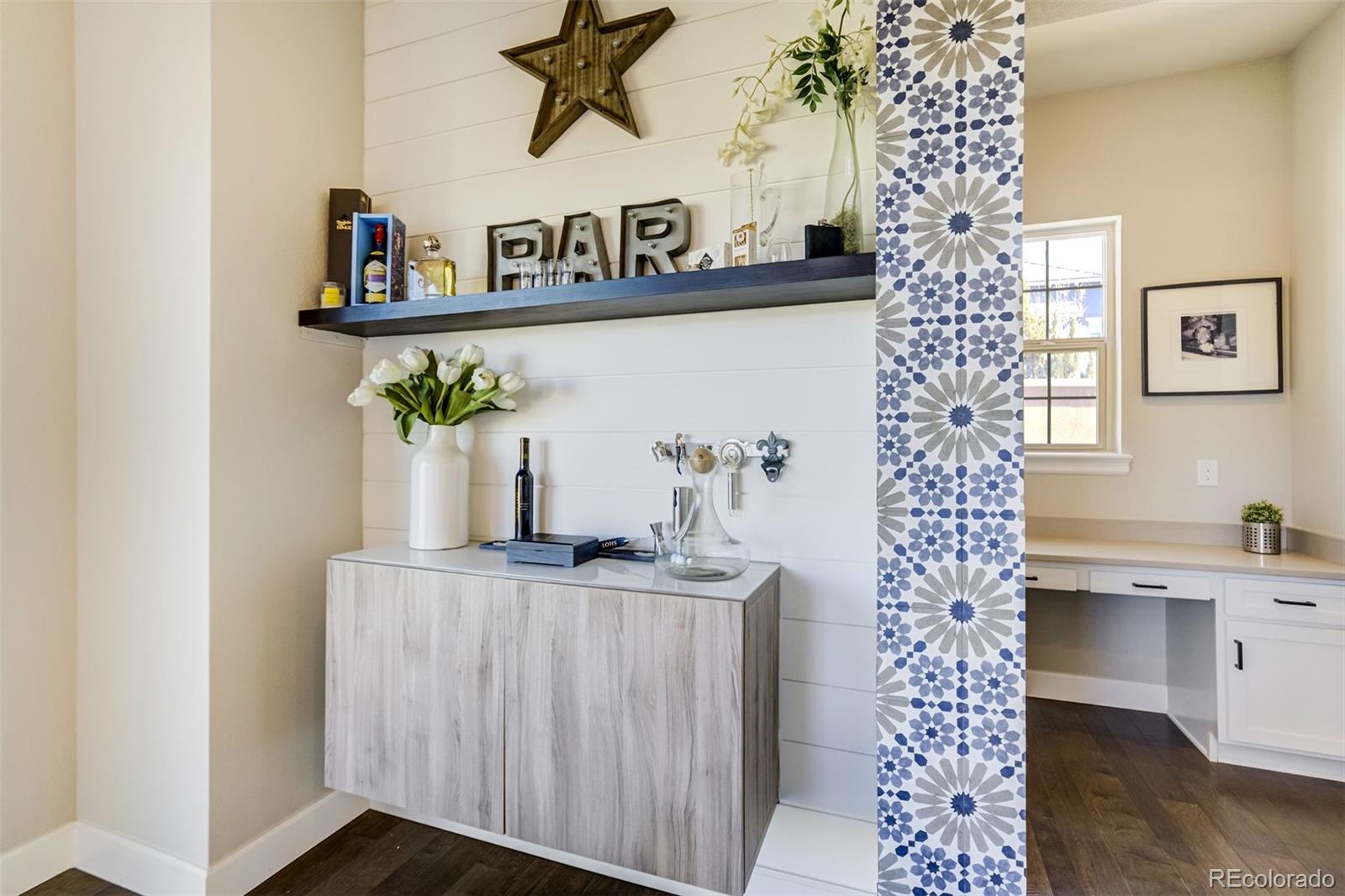 6971 E Orchard Place