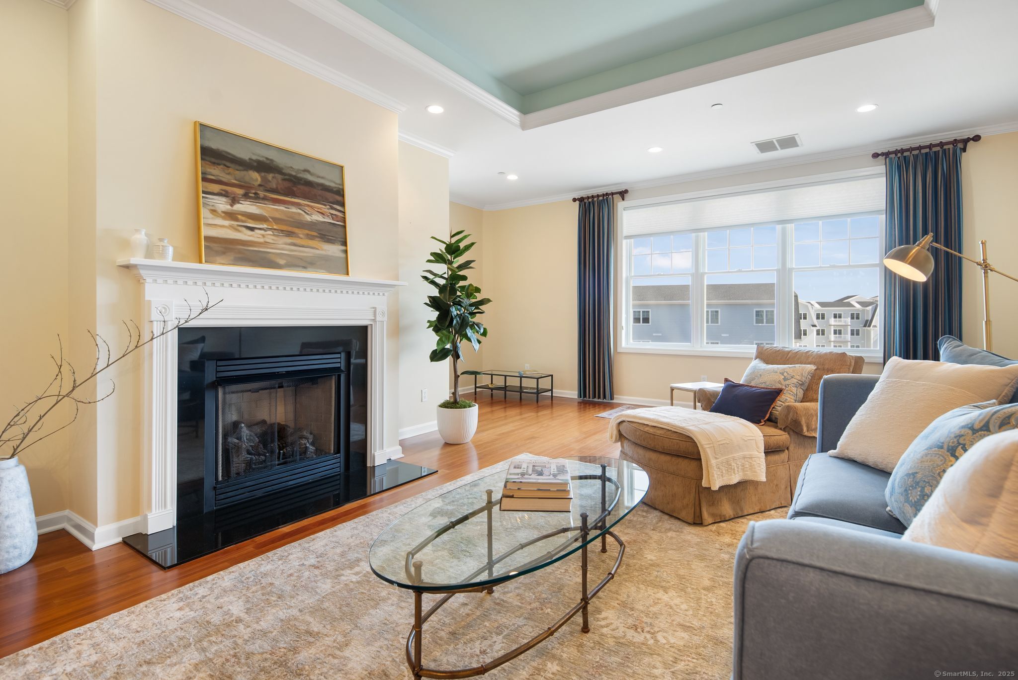60 Maple Street 38B