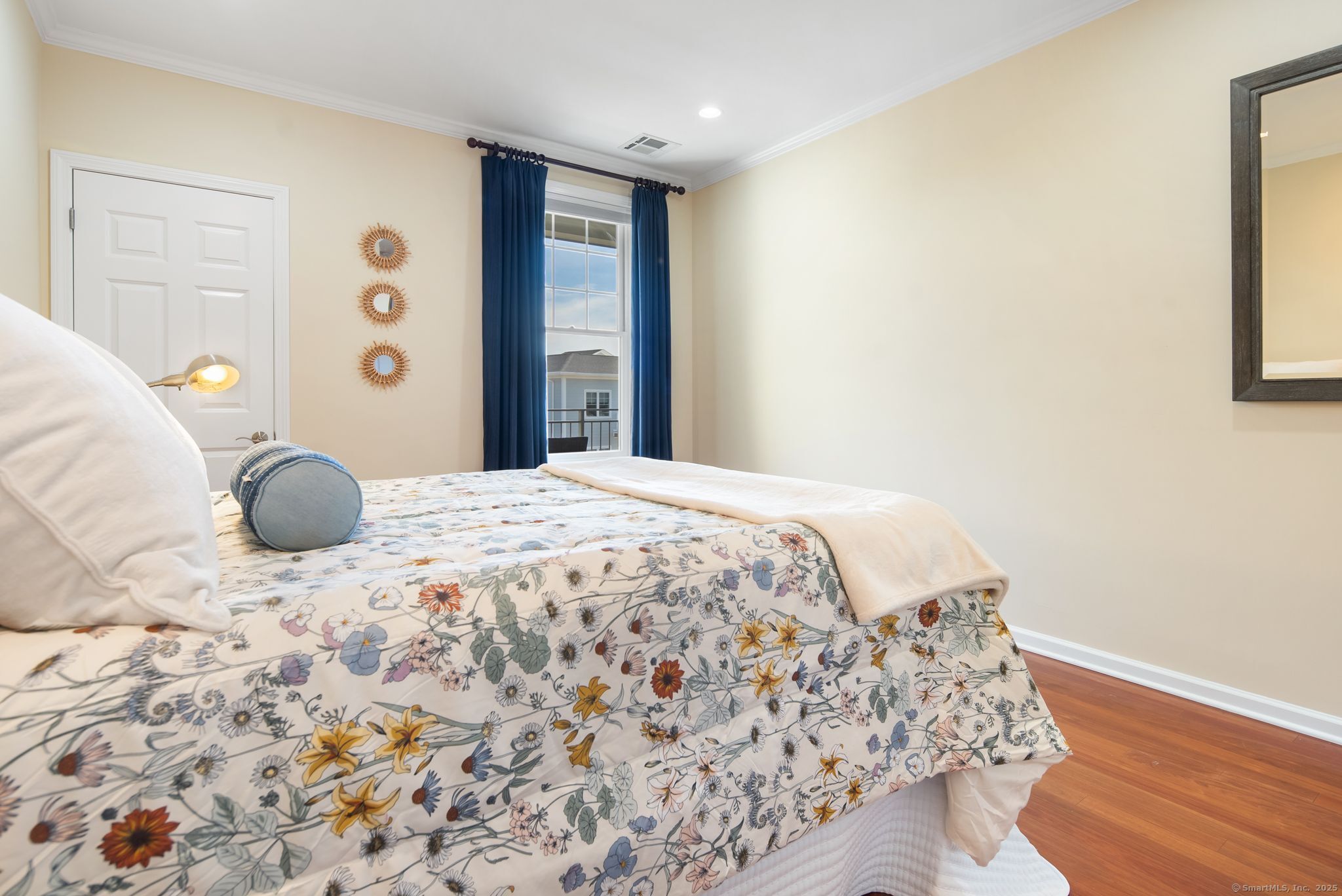 60 Maple Street 38B