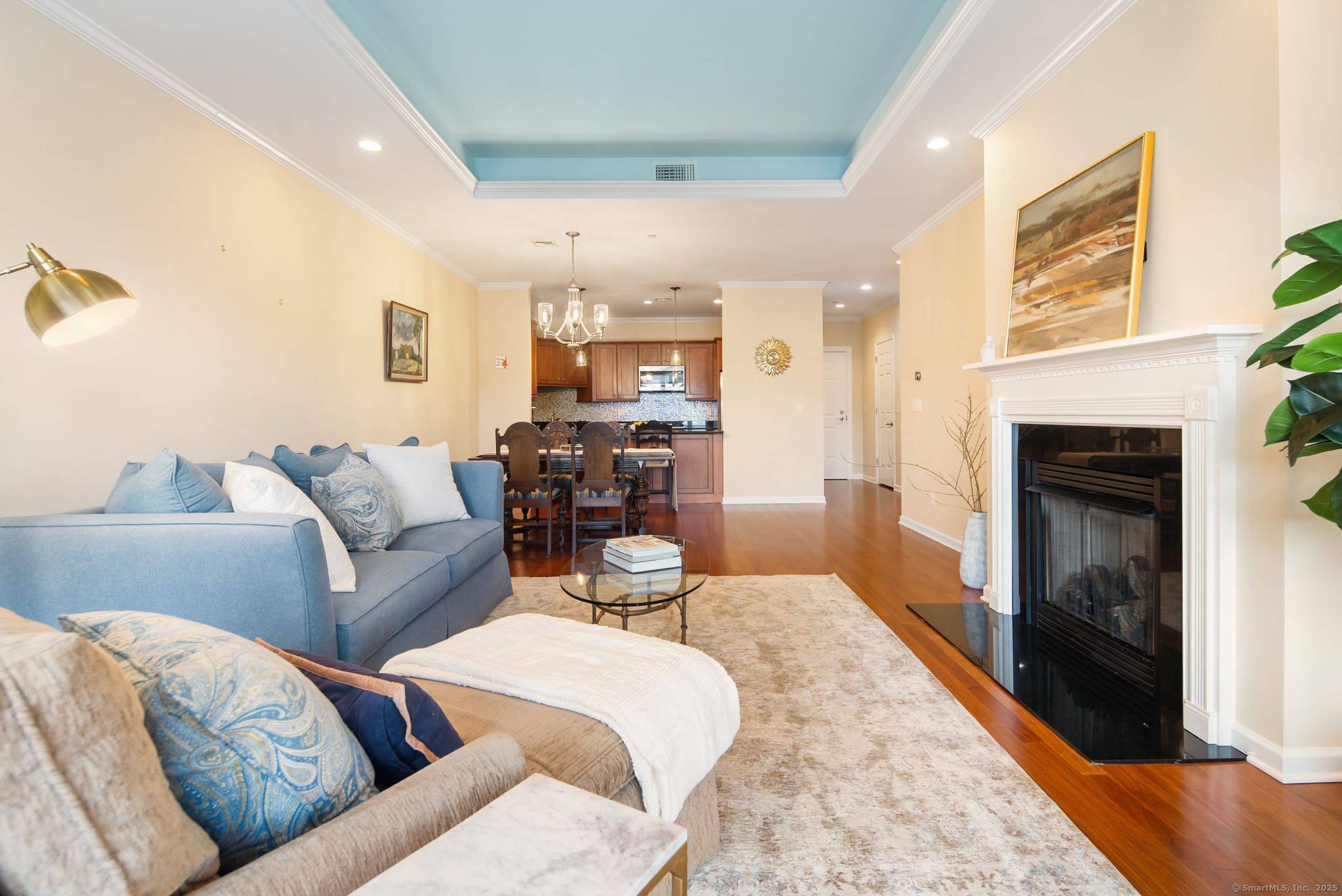 60 Maple Street 38B
