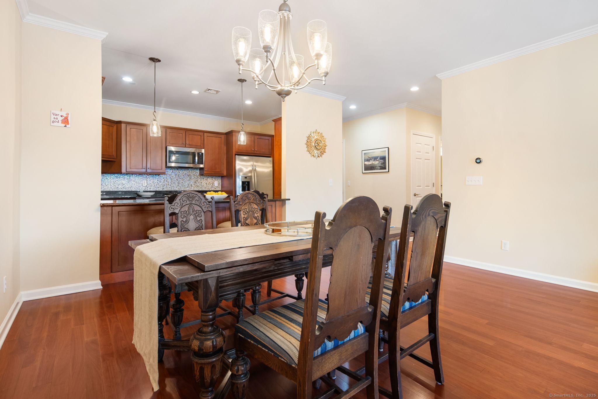60 Maple Street 38B