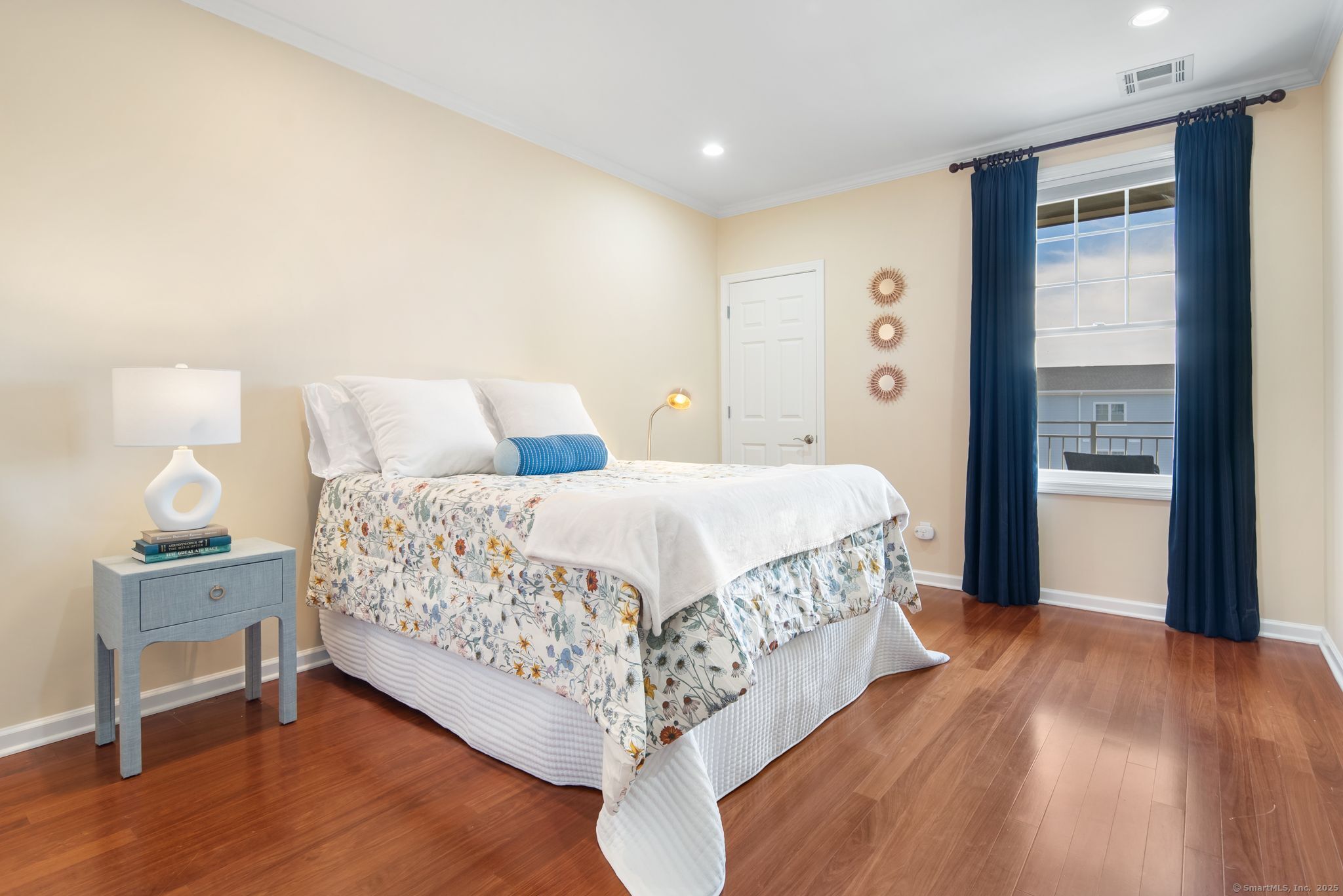 60 Maple Street 38B