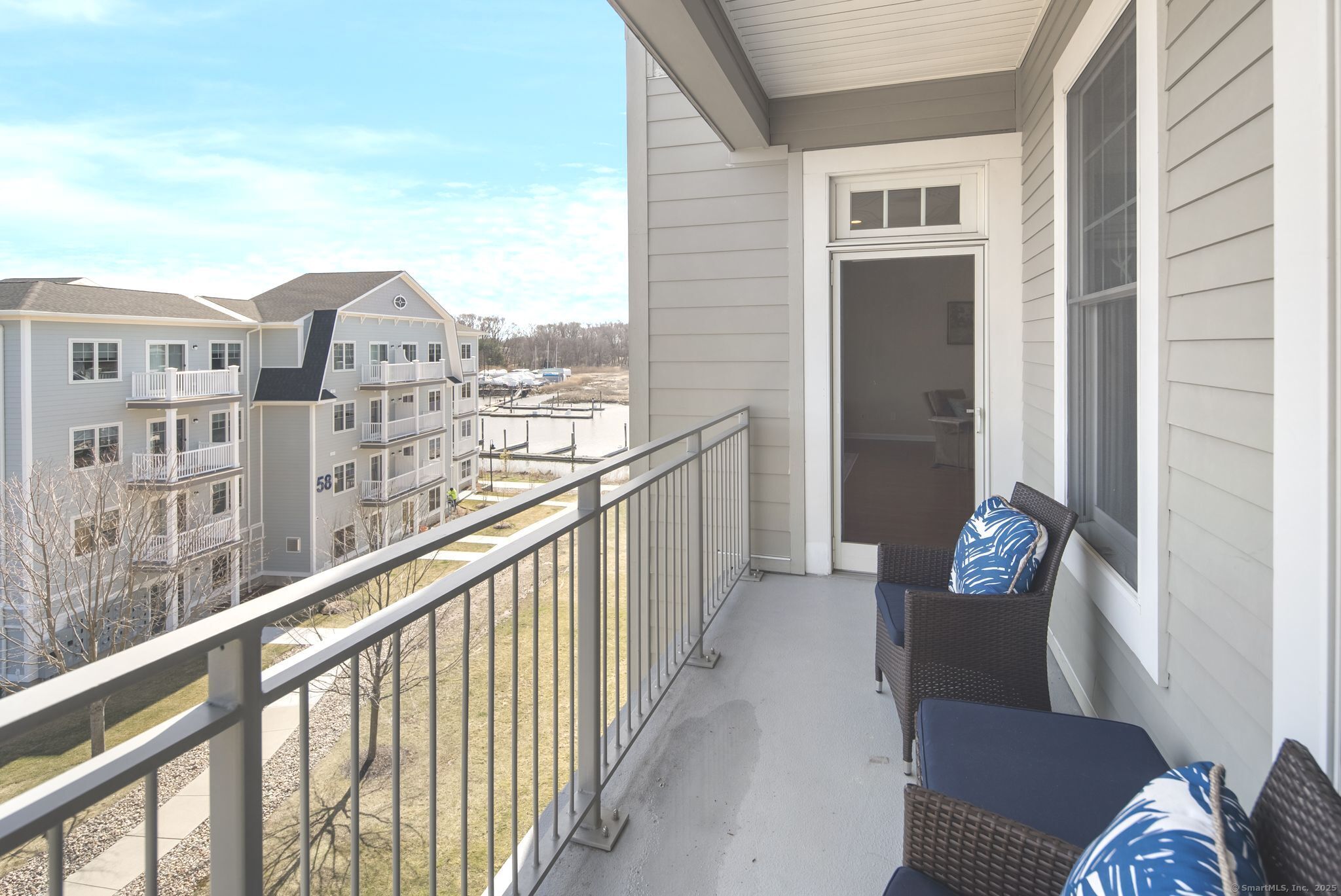 60 Maple Street 38B