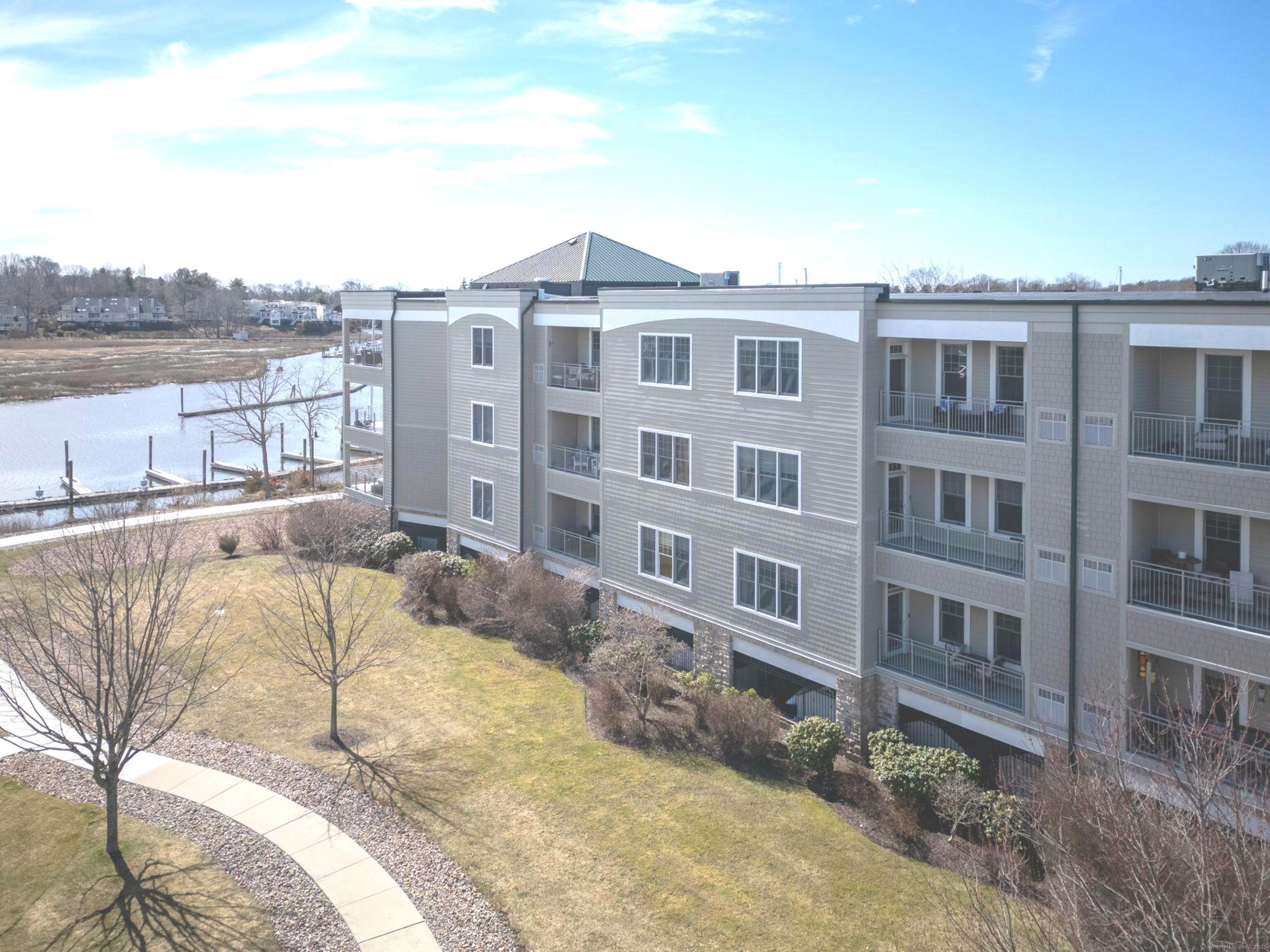 60 Maple Street 38B