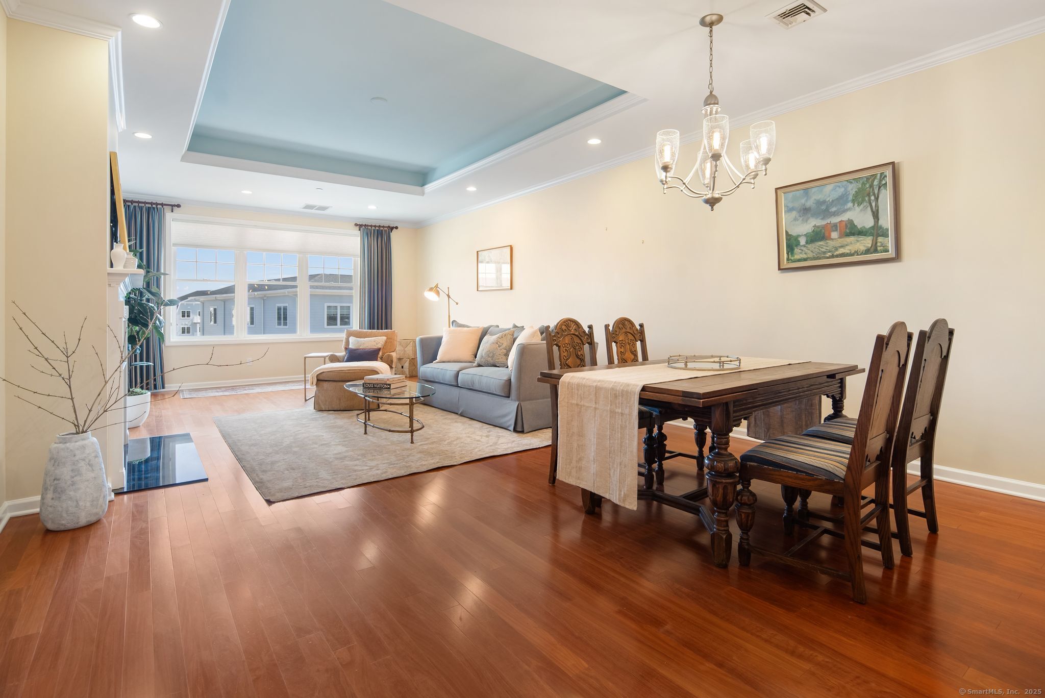 60 Maple Street 38B