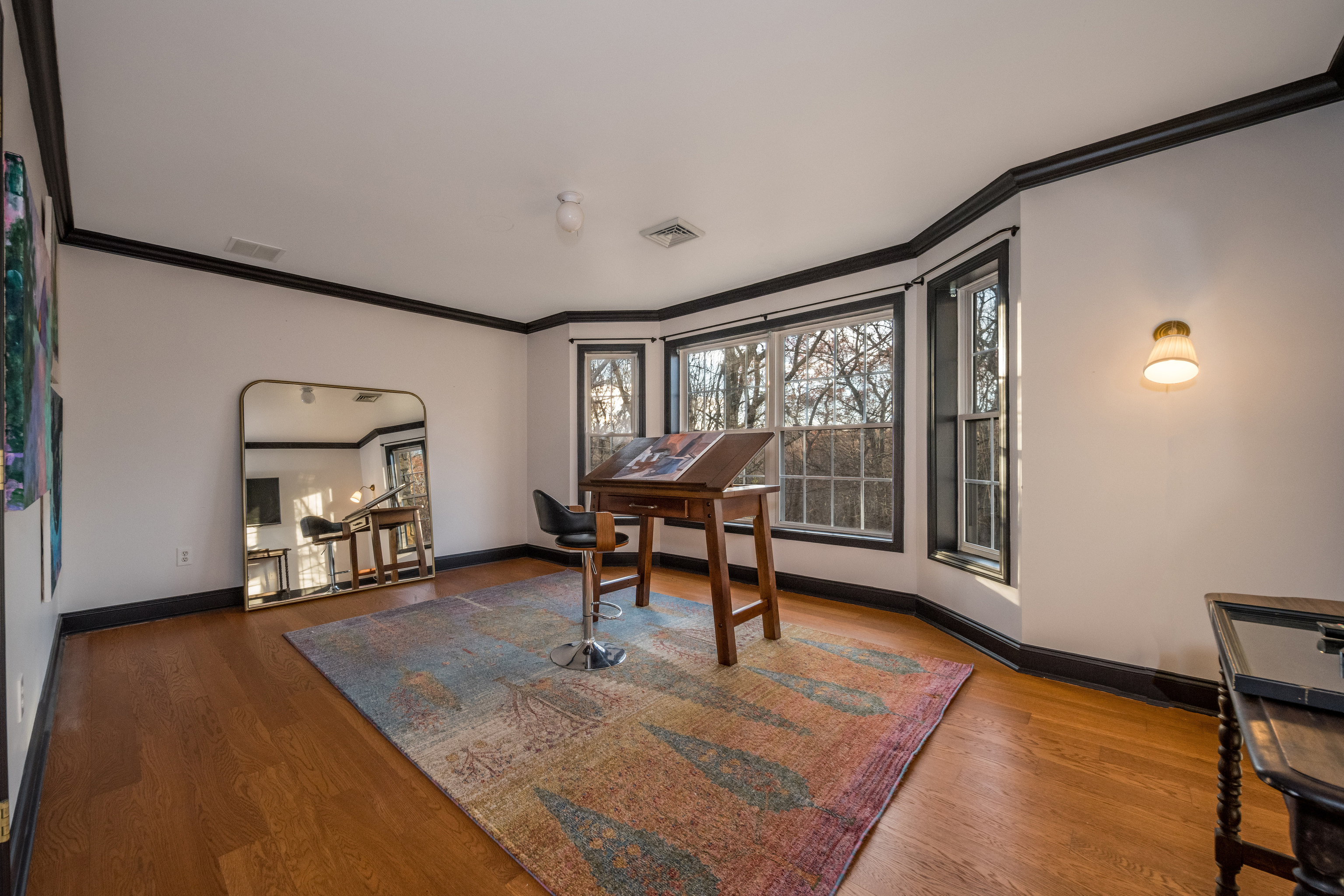 25 Roast Meat Hill Road