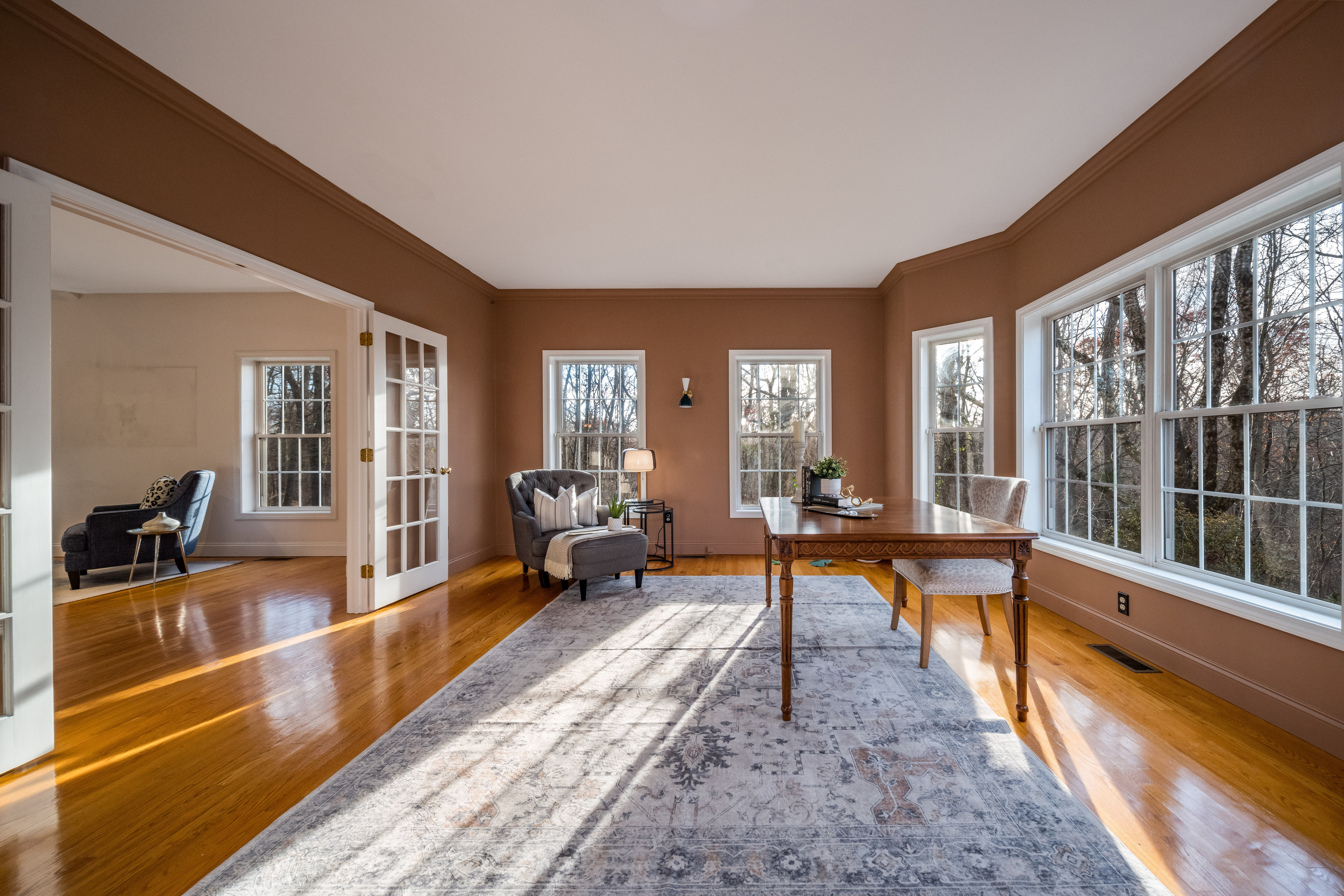 25 Roast Meat Hill Road