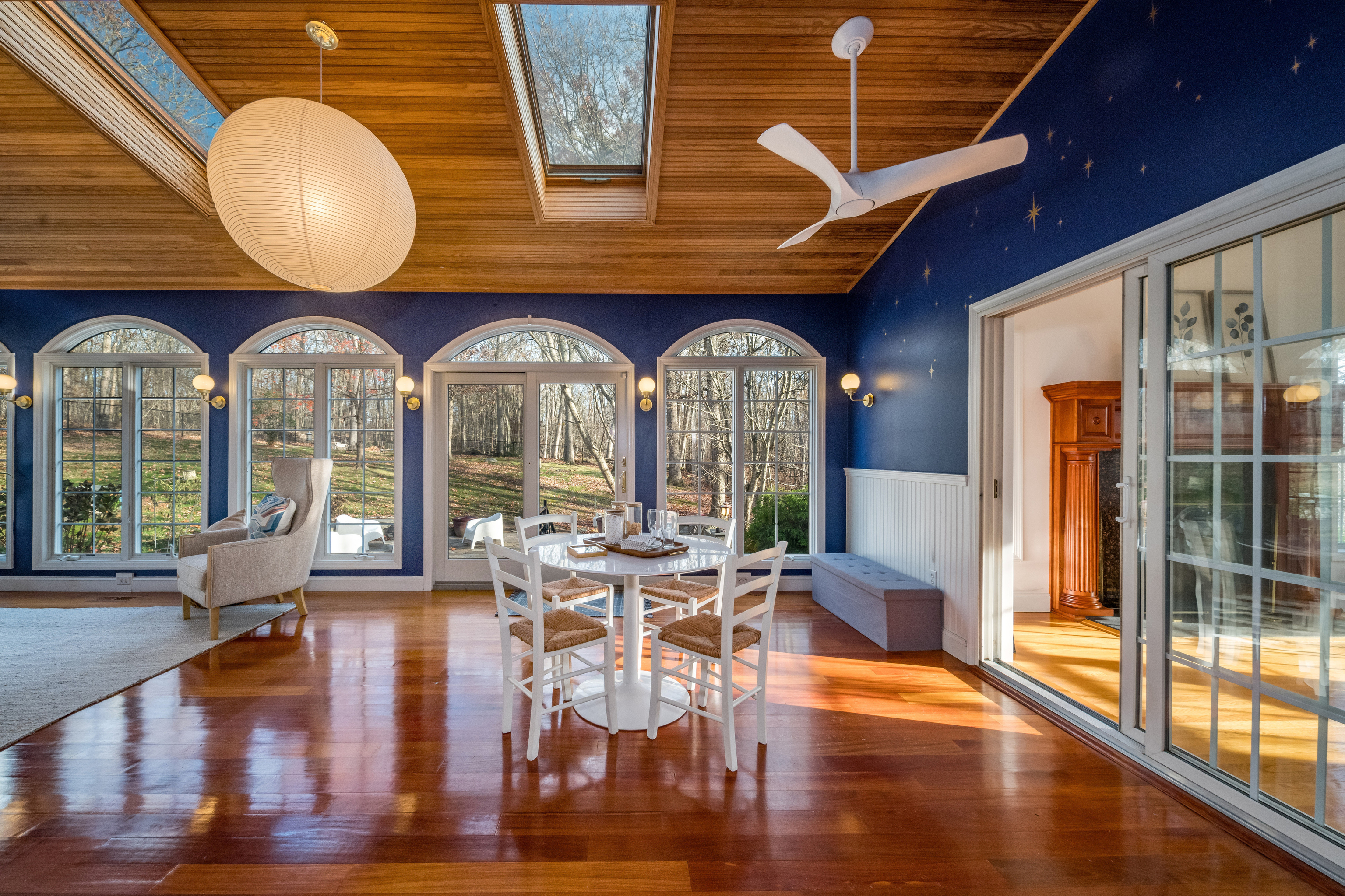 25 Roast Meat Hill Road