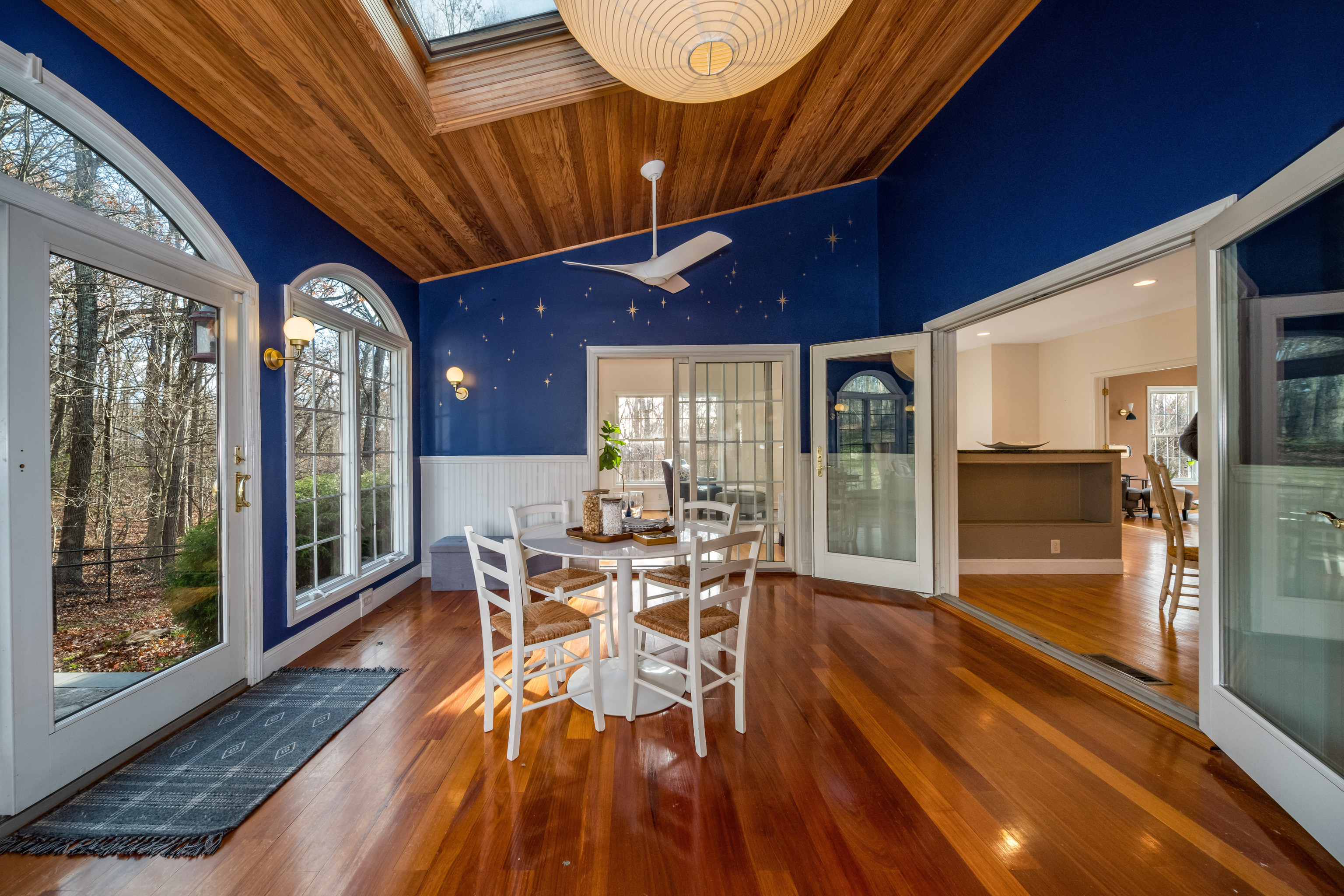 25 Roast Meat Hill Road