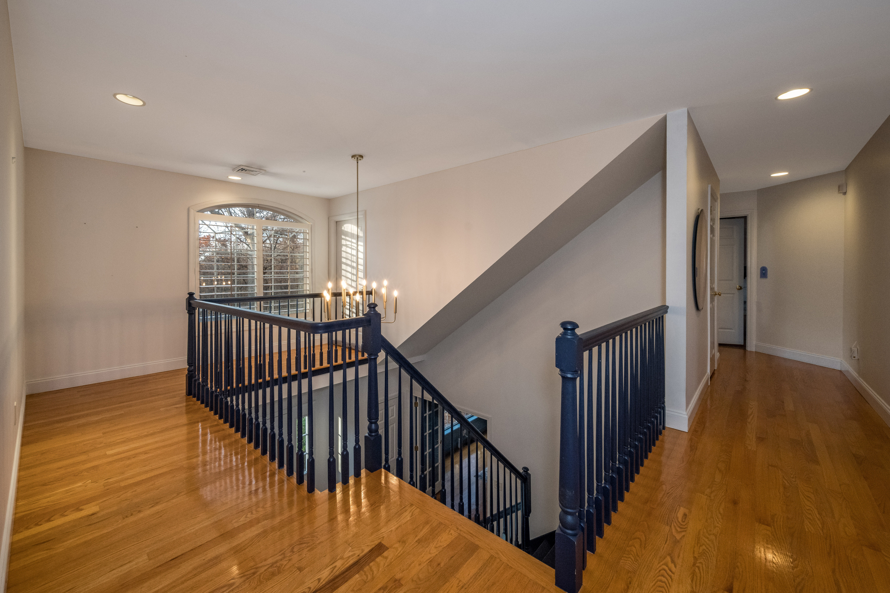 25 Roast Meat Hill Road