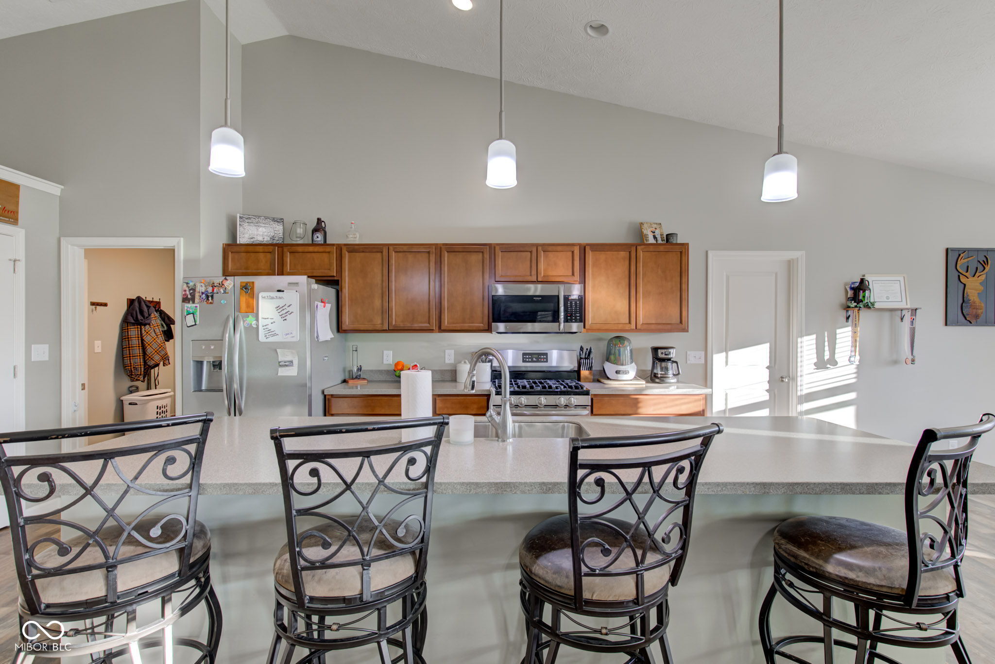 2965 Poinciana Drive