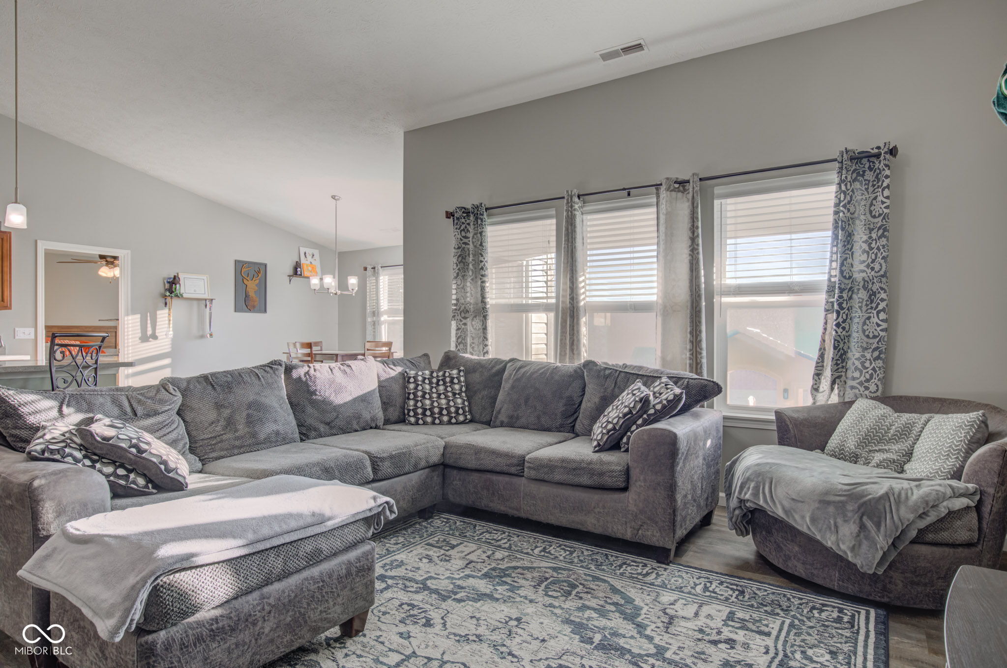 2965 Poinciana Drive