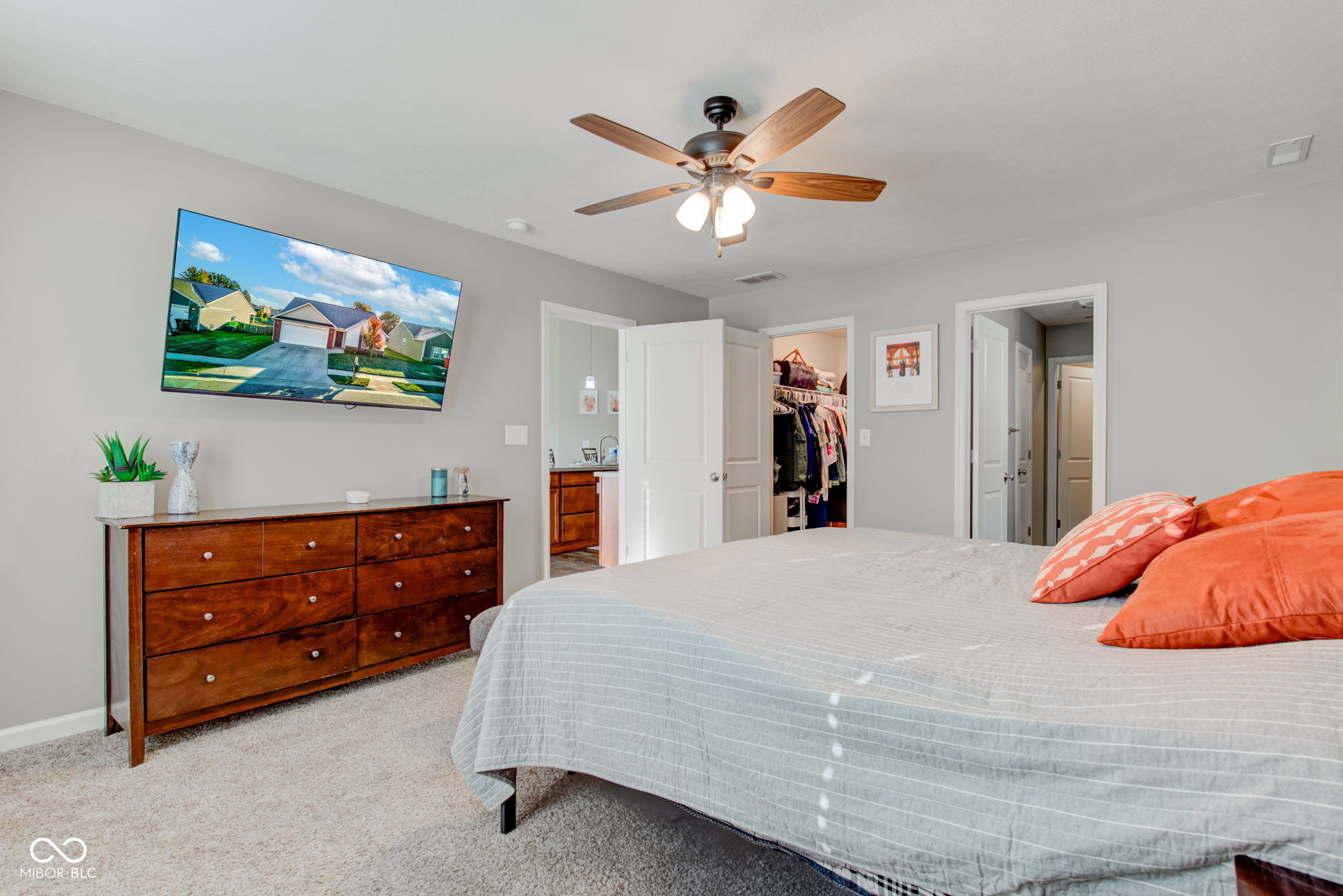 2965 Poinciana Drive