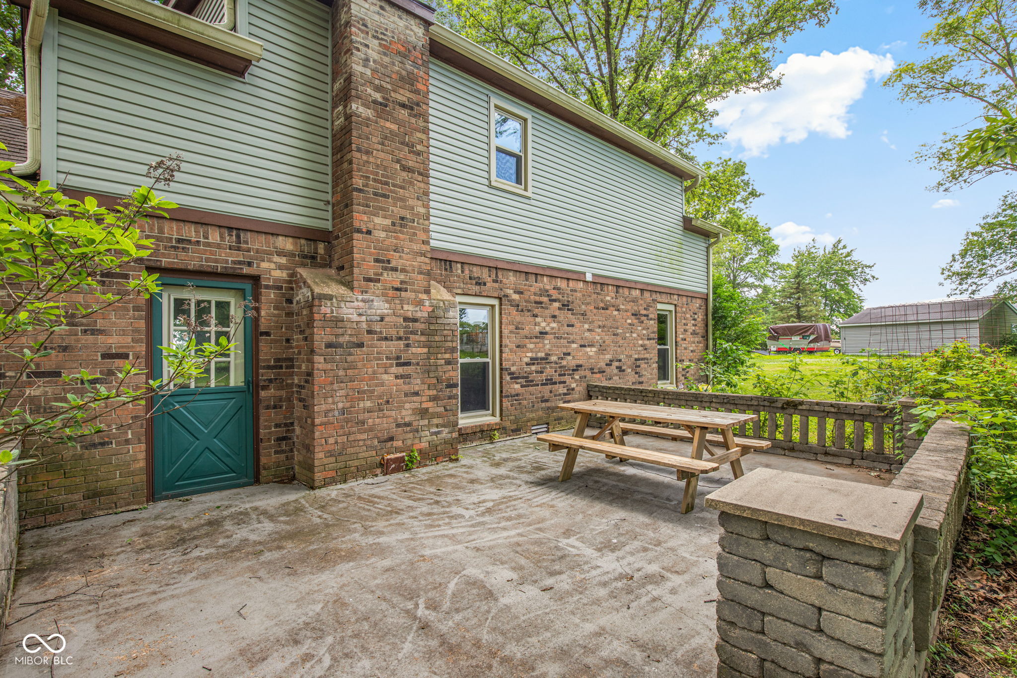 936 W County Road 550 S