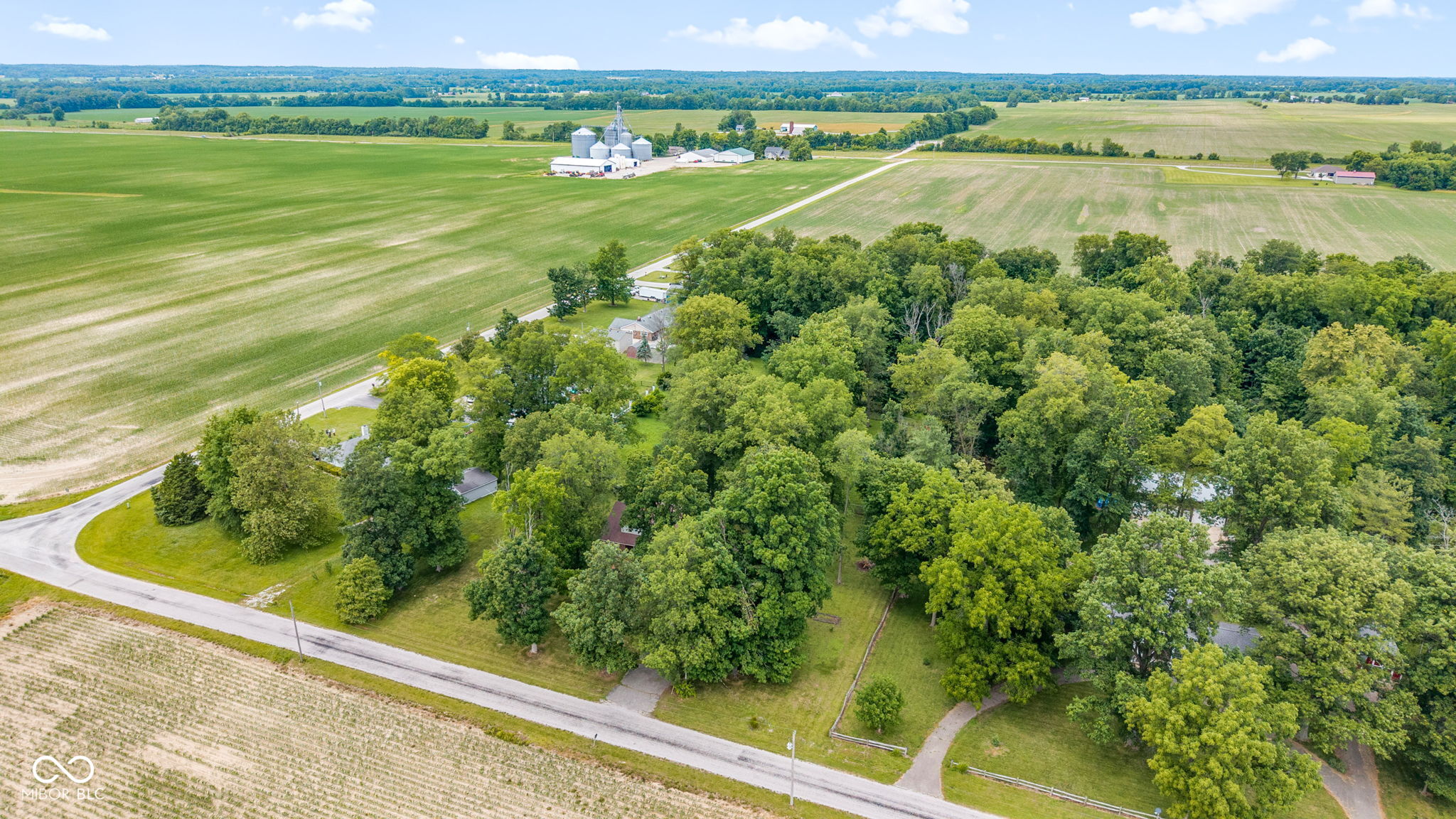 936 W County Road 550 S