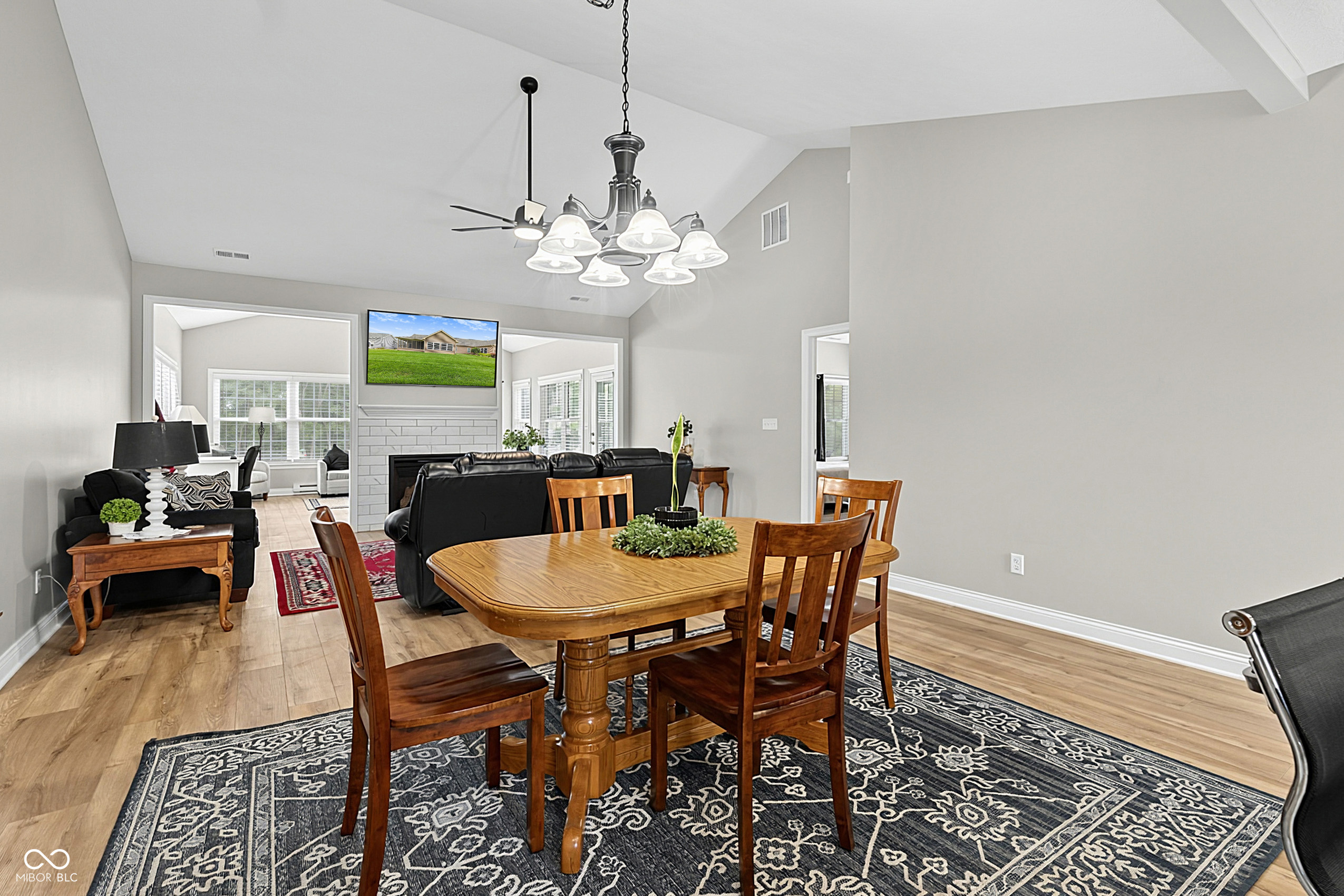 2618 Viceroy Lane