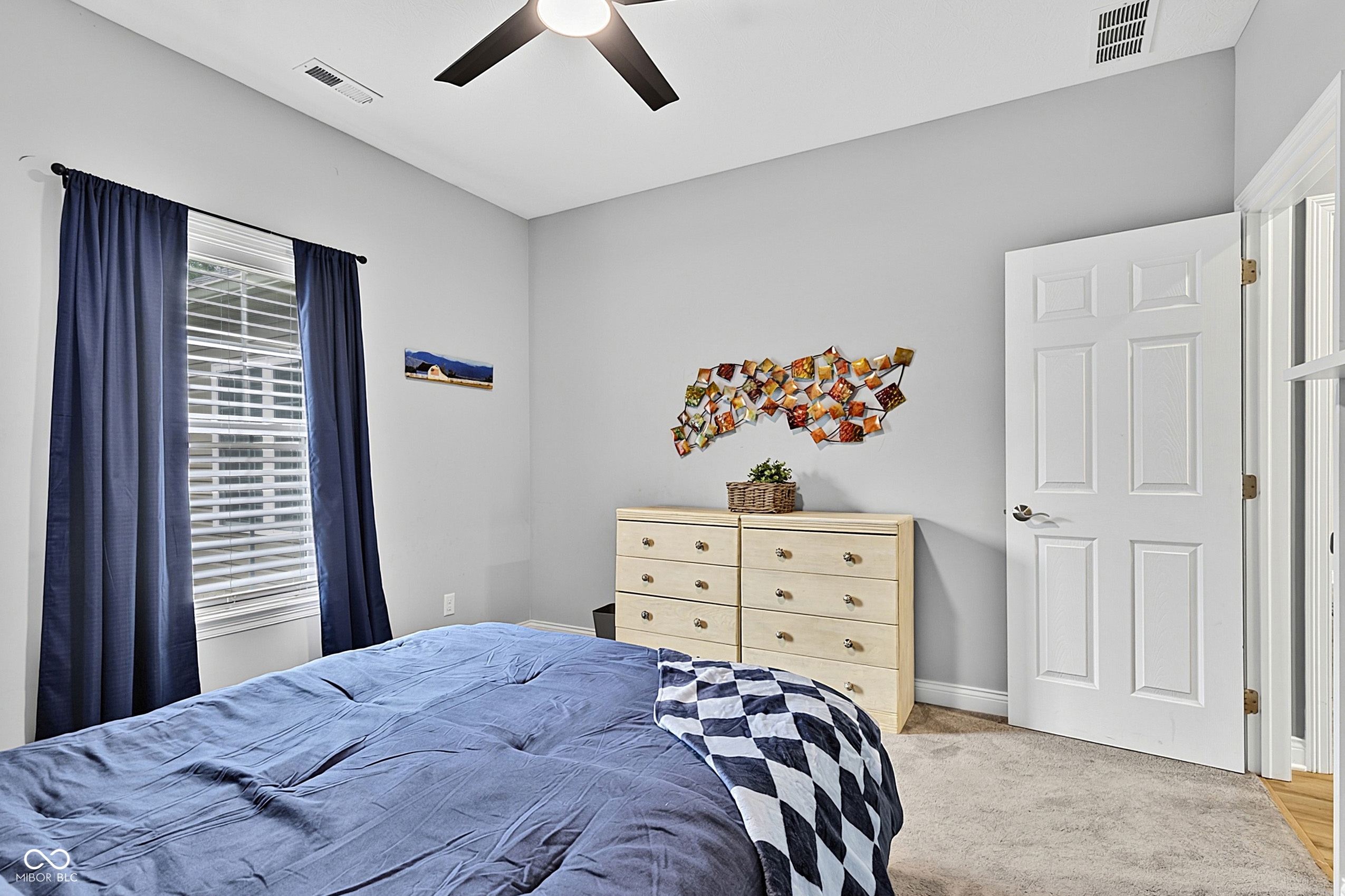 2618 Viceroy Lane