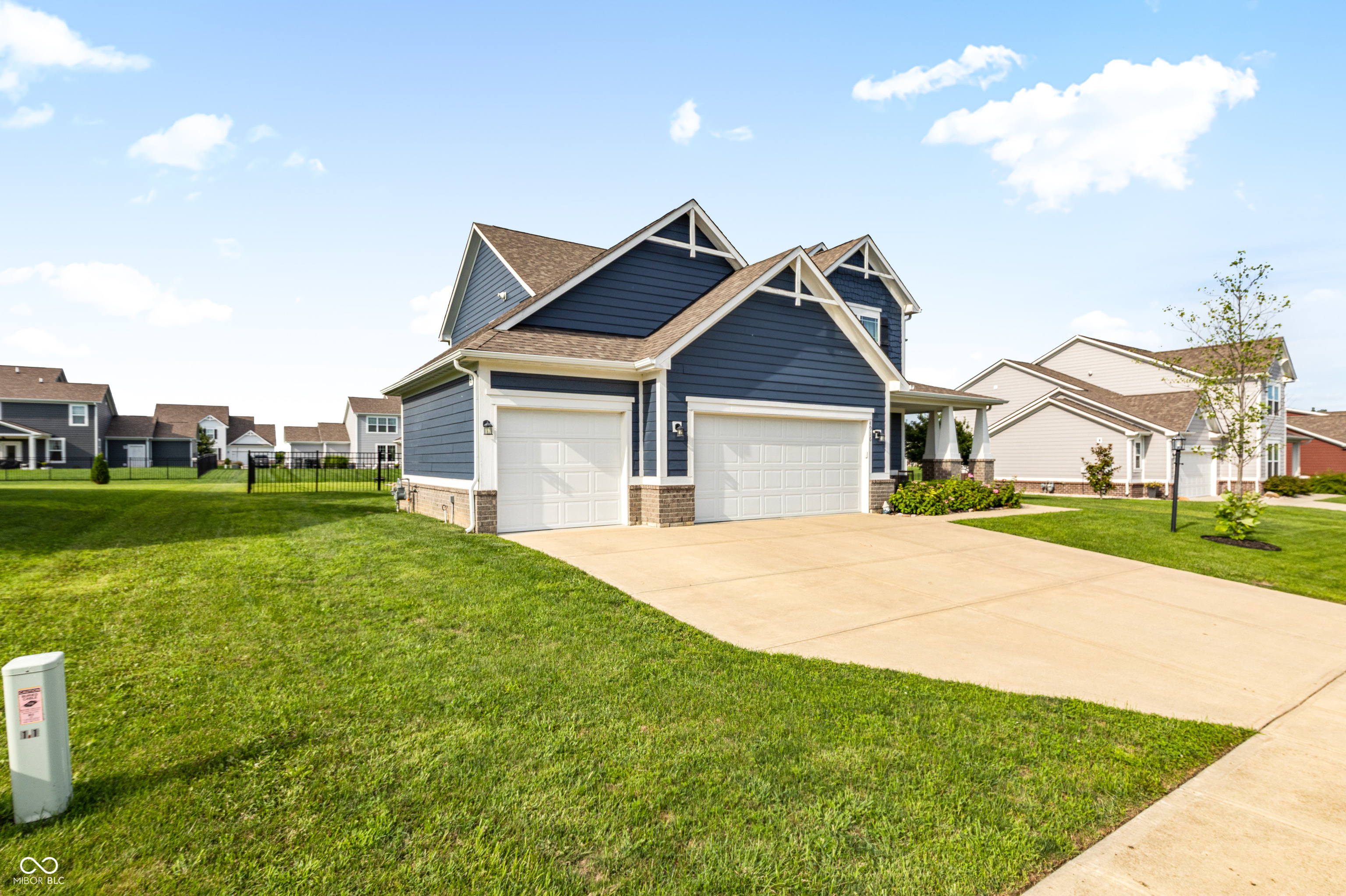 4916 Myrtle Drive
