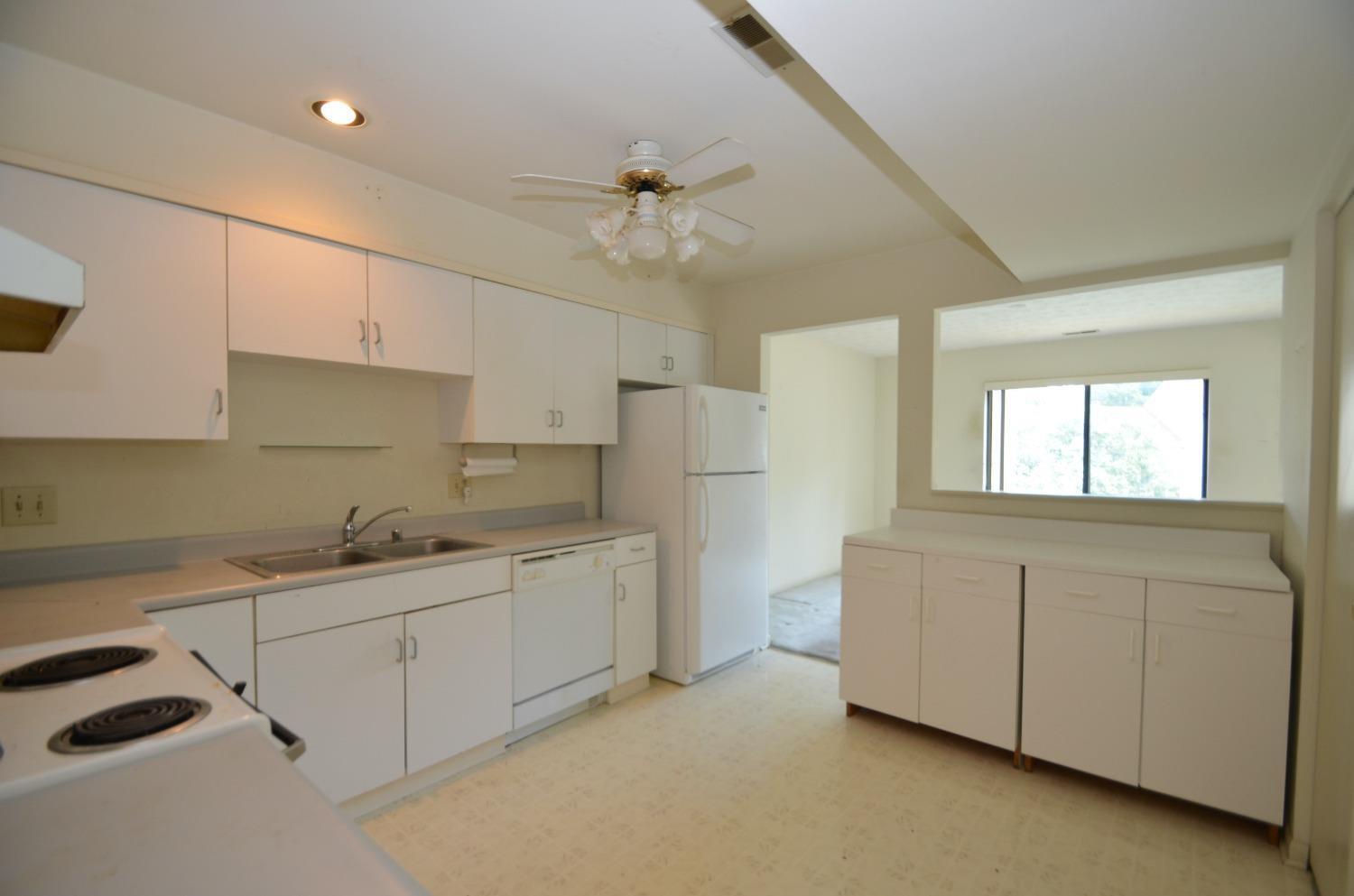 9398 Hunters Creek Drive